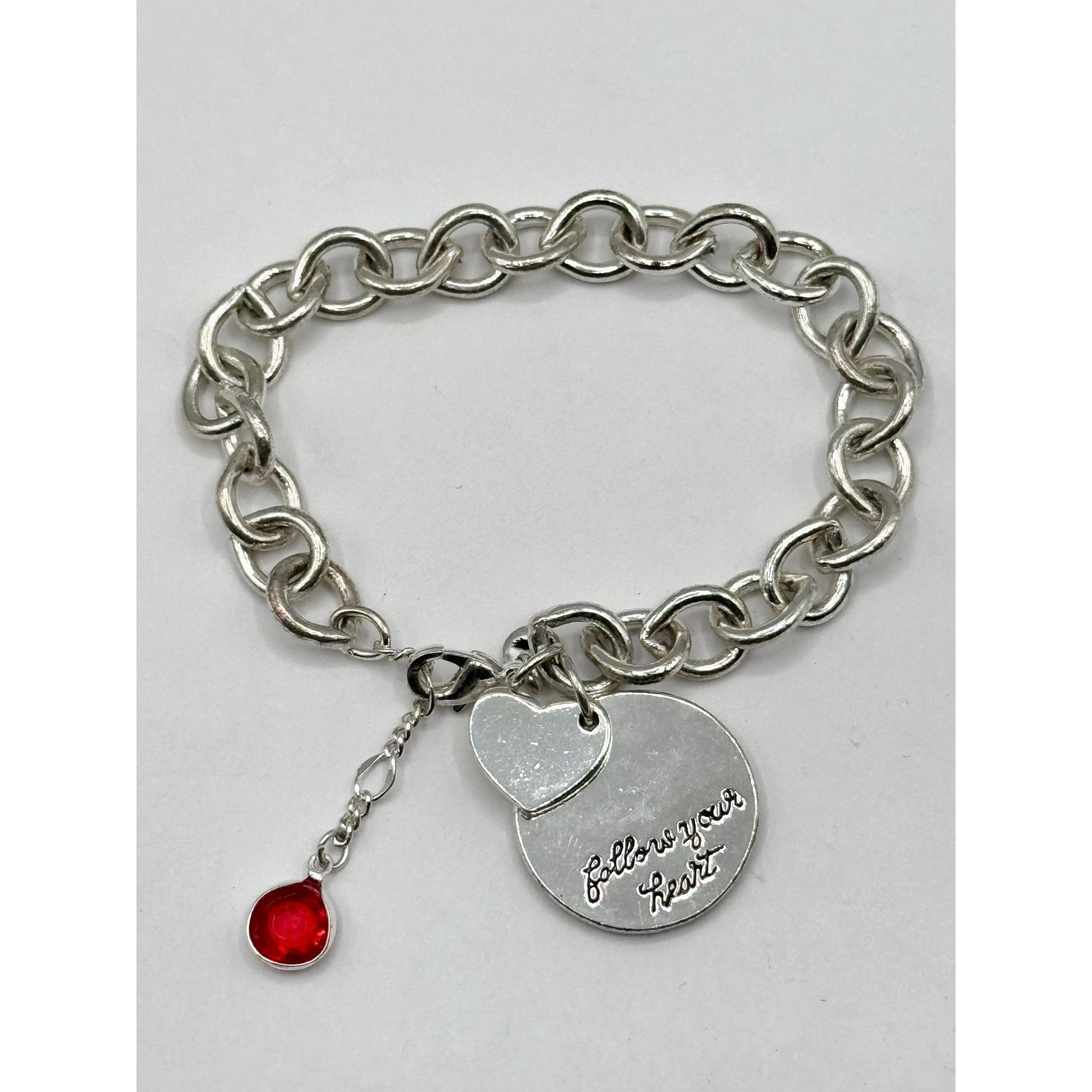 American Eagle Outfitters American eagle heart charm bracelet Size ONE SIZE - 3 Thumbnail