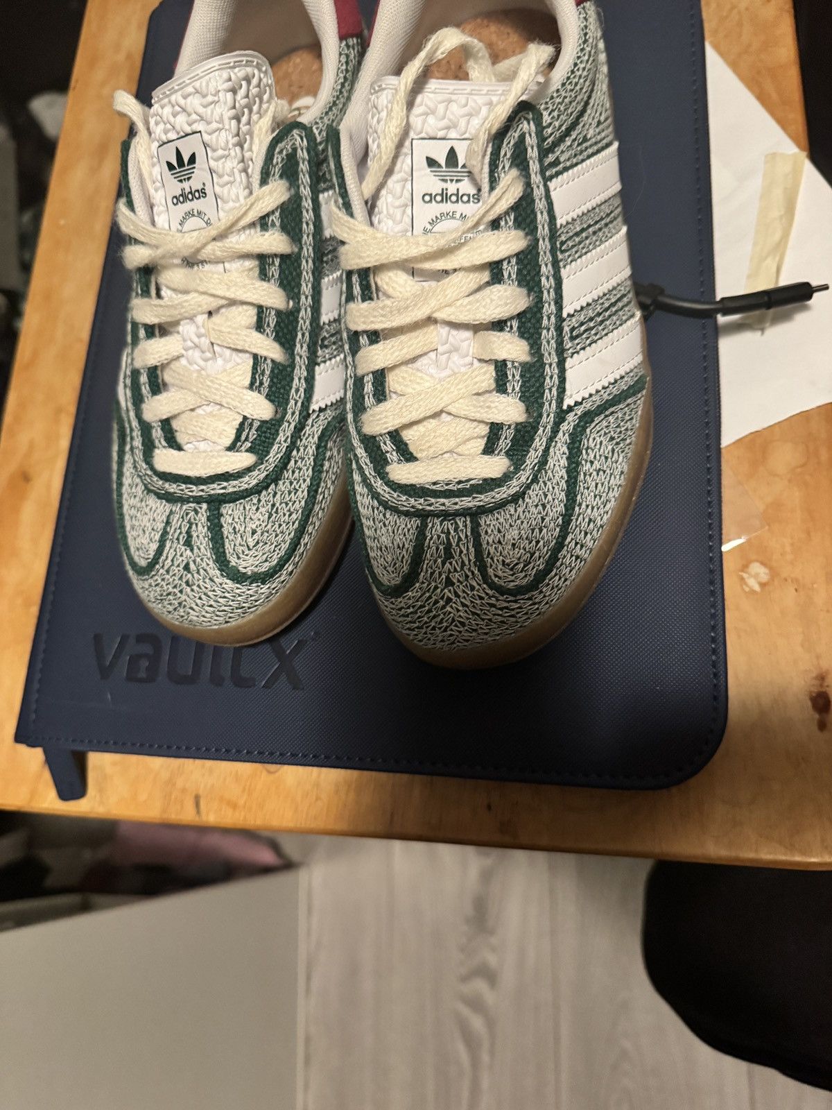 Adidas Sean Witherspoon gazelles size mens 4 ladies 6 Size US 6 / IT 36 - 2 Thumbnail
