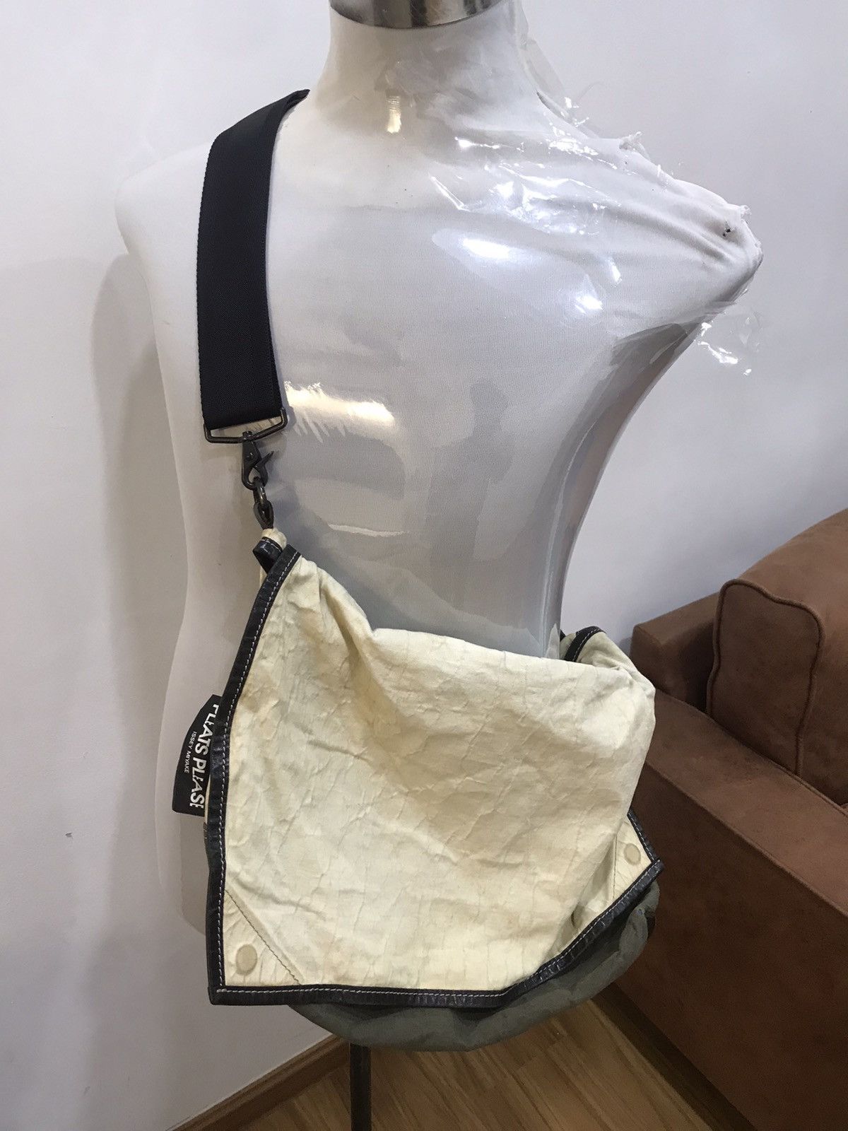 Pleats Please Issey Miyake SS15 Pleats Please Issey Miyake Leather x Canvas Bag Size ONE SIZE - 22 Thumbnail