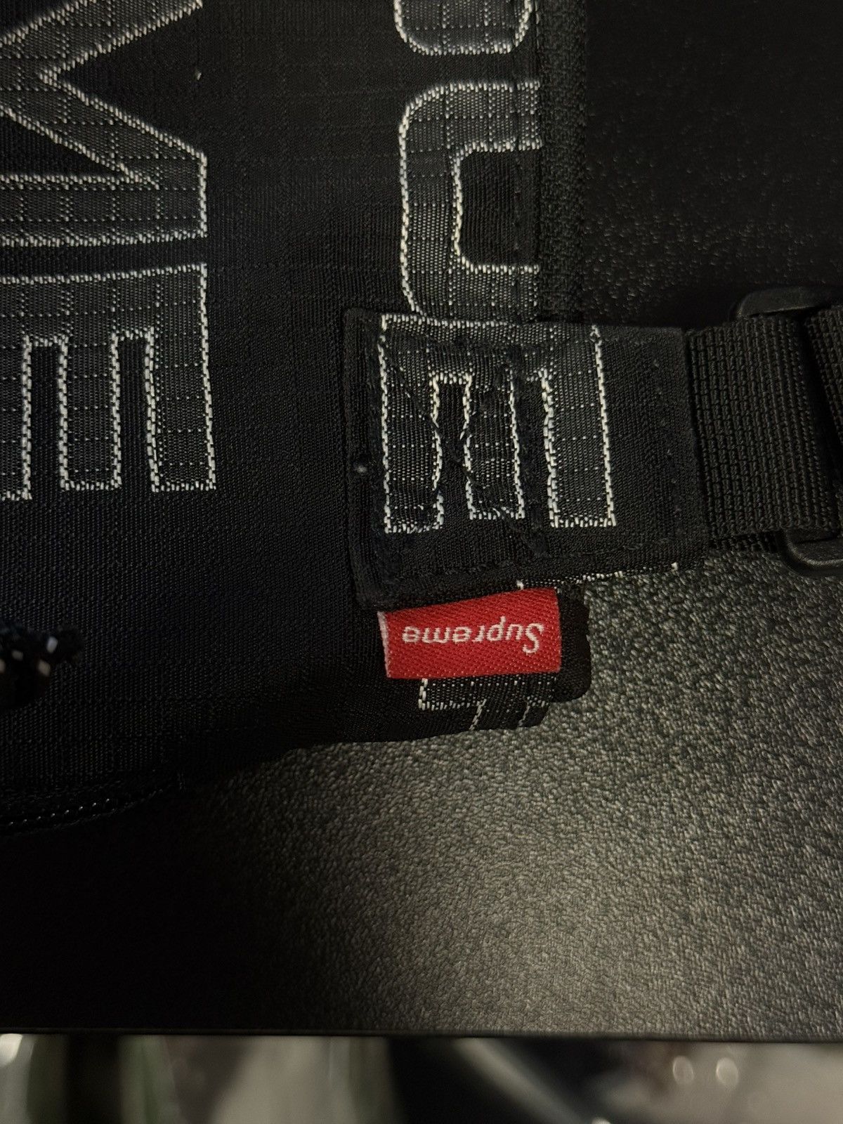 Supreme Supreme FW21 Body Shoulder Bag Black White 🧼 Size ONE SIZE - 5 Thumbnail