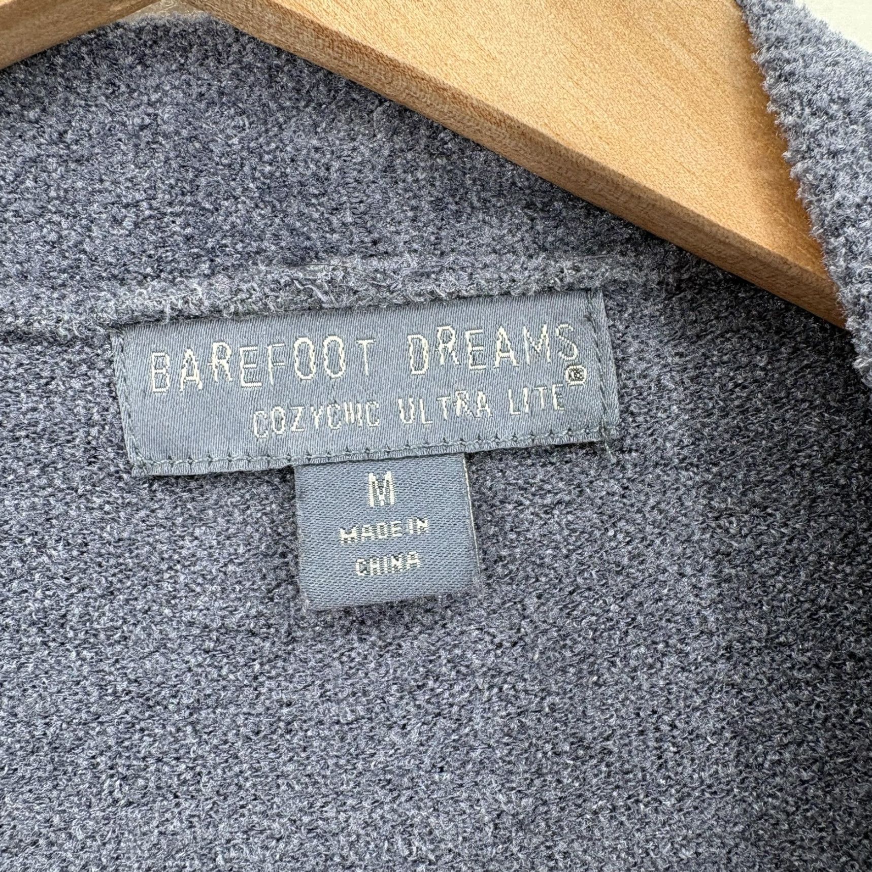 Vintage Barefoot Dreams Sweater Cardigan Women's Medium Gray Cozychic Ultra Lite Lightweight Open Front Pockets Belted V-Neck Size M / US 6-8 / IT 42-44 - 4 Thumbnail