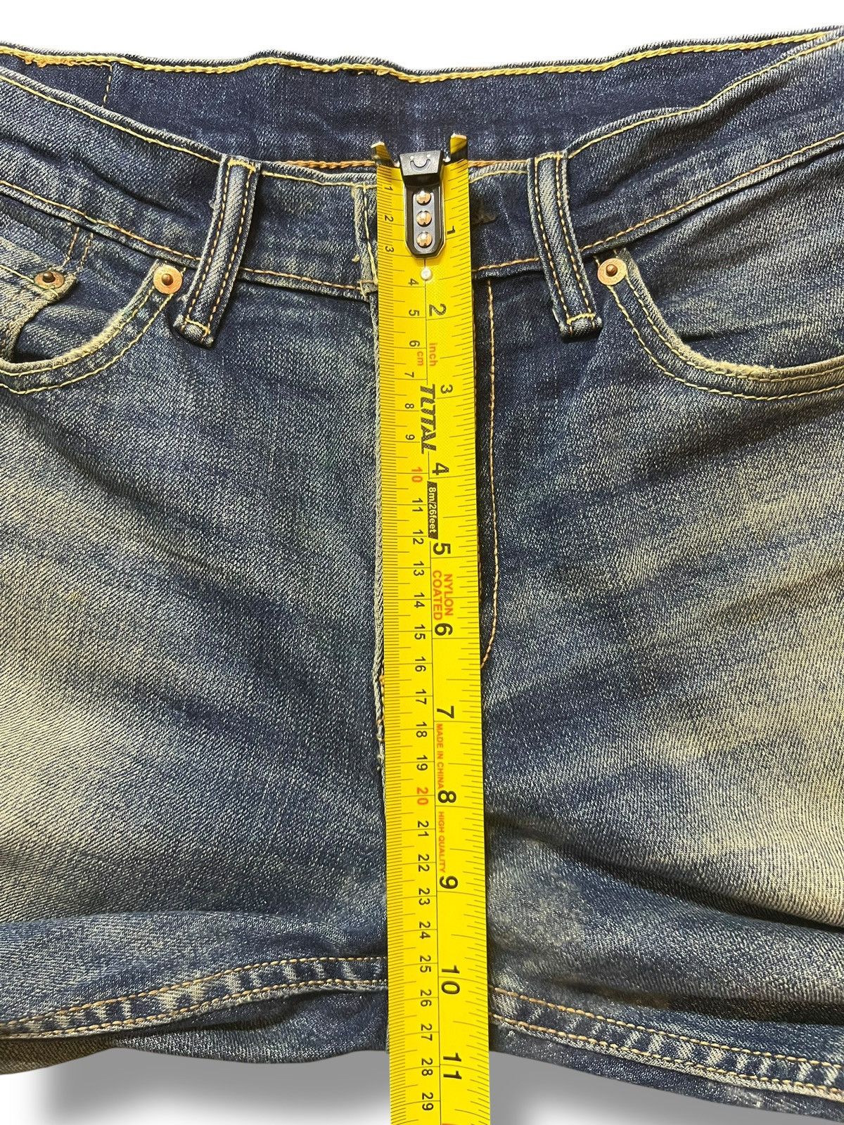 Levi's Vintage Levi’s 511 - Faded Rusty Wash, Distressed Denim Size US 33 - 17 Thumbnail