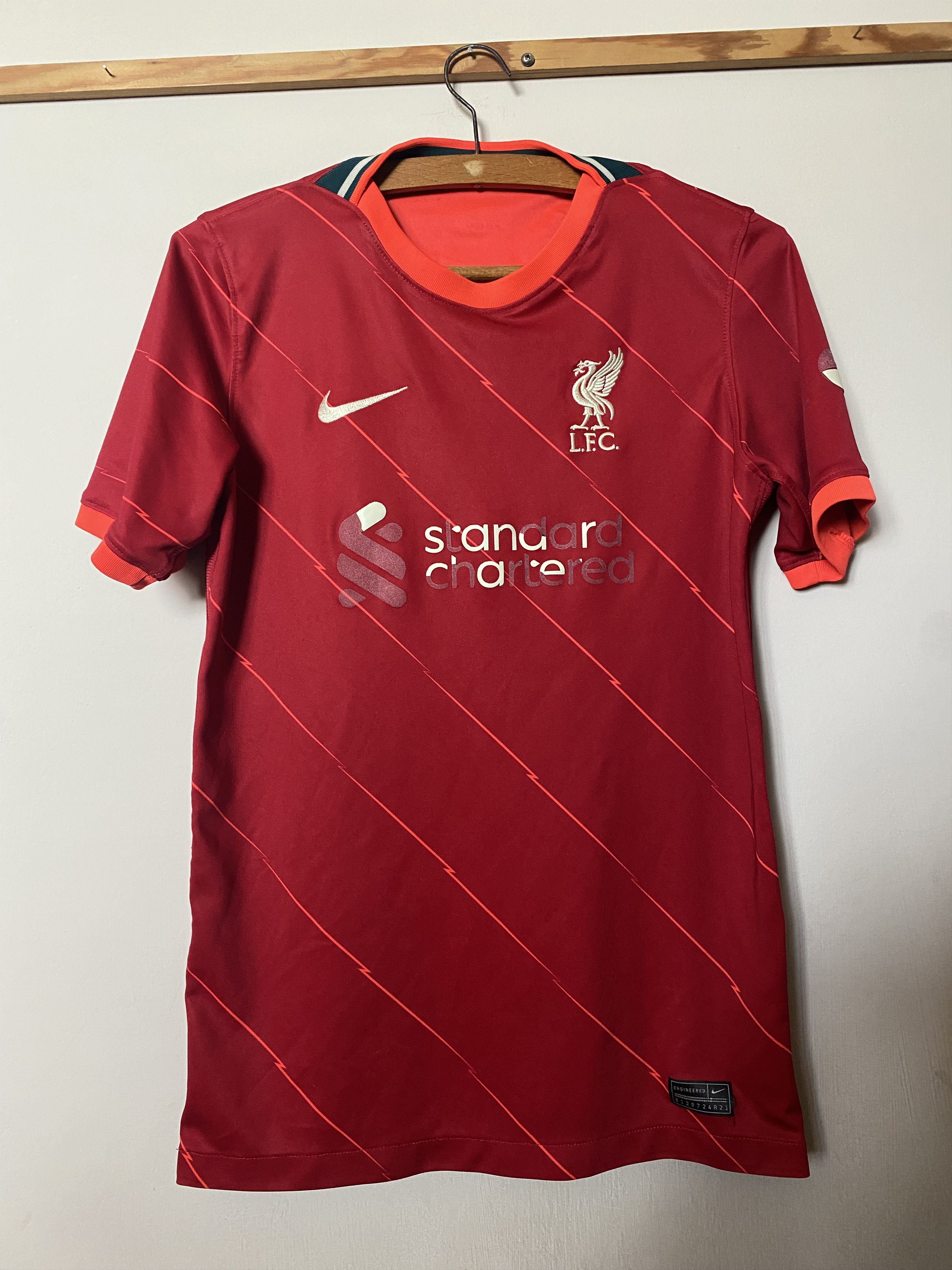 Nike LIVERPOOL F.C. 2021- 2022 - Nike - S - UNIQUE Size US S / EU 44-46 / 1 - 1 Thumbnail