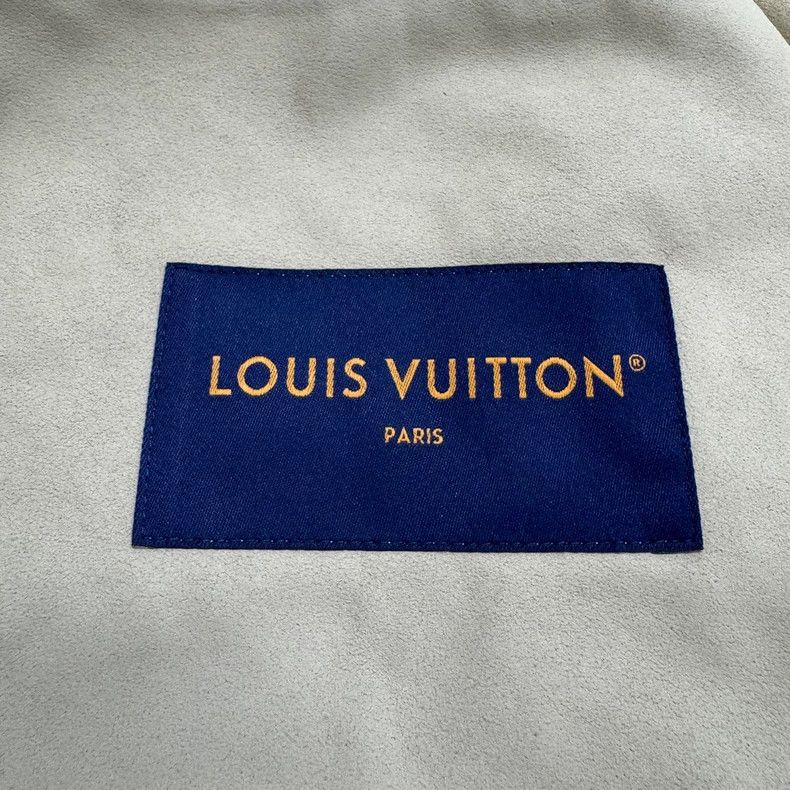 Louis Vuitton Louis Vuitton Printed Suede Jacket 2501-Nextarrow Size US L / EU 52-54 / 3 - 8 Thumbnail