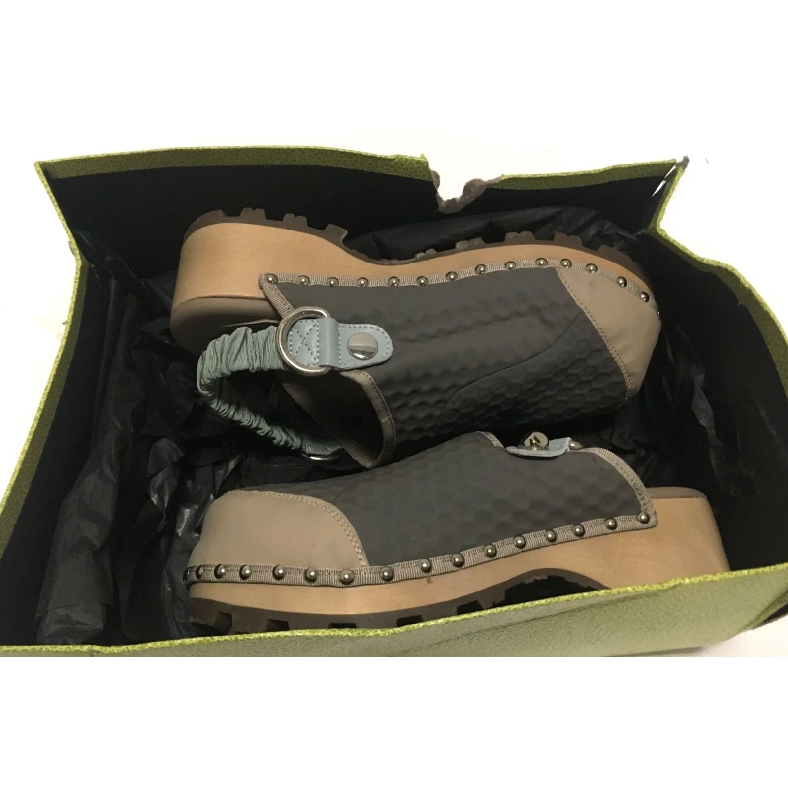 Brain Dead Brain Dead Energy Absorber Zoccolo Clogs Sand 41 Slip-On Unisex Adult Cushioned Comfort Rubberized Platform Clog Shoes Mens Womens Size ONE SIZE - 6 Thumbnail