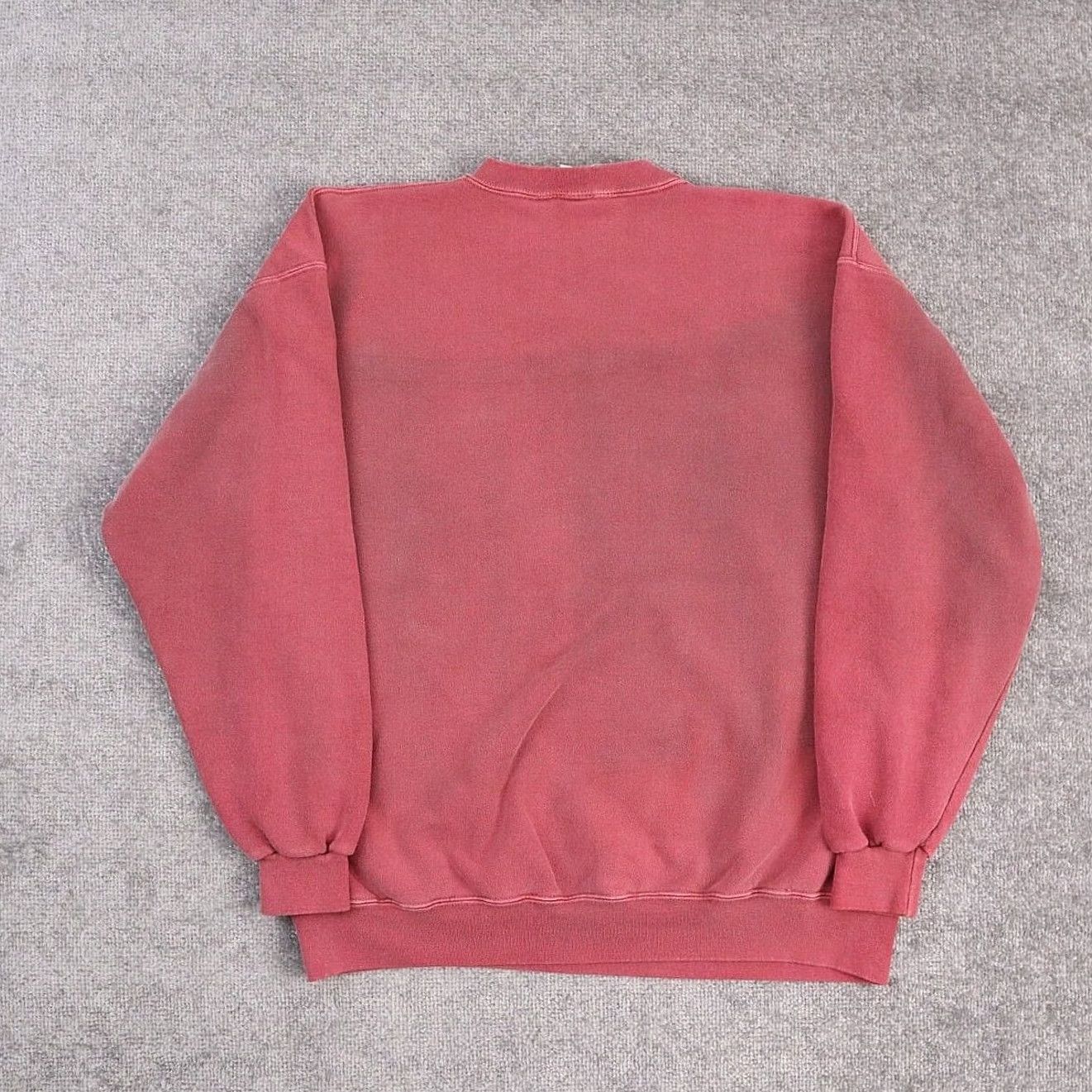 Vintage VINTAGE Newport Rhode Island Medium Pink Long Sleeve Pullover Sweatshirt Mens Size US M / EU 48-50 / 2 - 4 Thumbnail