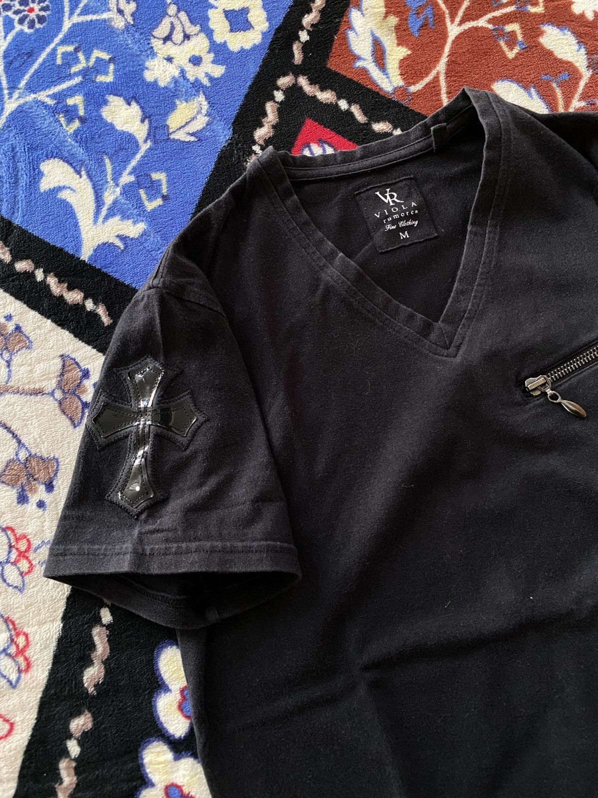 Le Grande Bleu (L.G.B.) Viola Rumore Cross Gothic Punk Tshirt Size US S / EU 44-46 / 1 - 3 Thumbnail