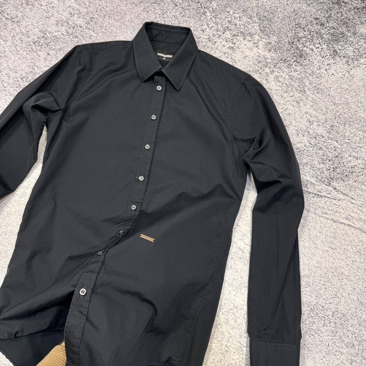 Dsquared2 Dsquared2 Mens Classic Black Cotton Shirt Metal Logo Plate S Size US S / EU 44-46 / 1 - 5 Thumbnail