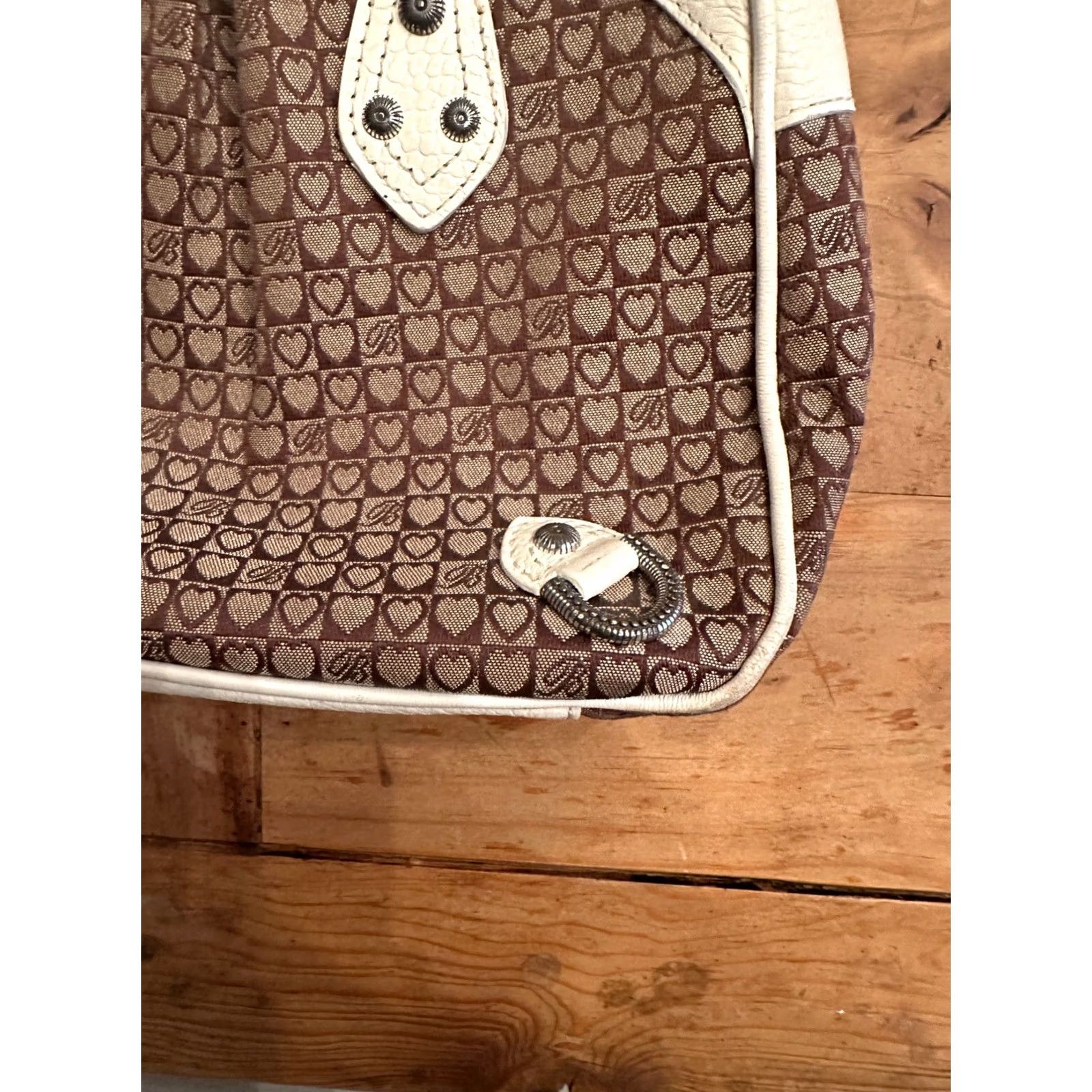 Brighton VINTAGE Brighton Handbag Hearts Leather White Trim Purse Satchel Bag D638910 Size ONE SIZE - 3 Thumbnail