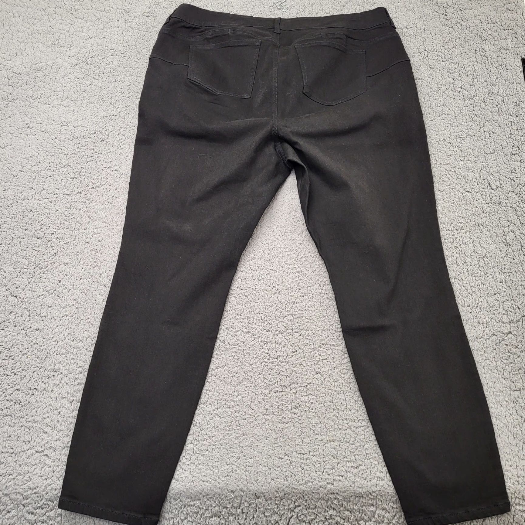 Torrid NWOT Torrid Jeans Womens 22 Sky High Skinny Premium Stretch Button Fly 22R Jeans Blue Cotton Blend 5-Pocket Distressed Womens SKU 22R Size 40" / US 18 - 3 Thumbnail