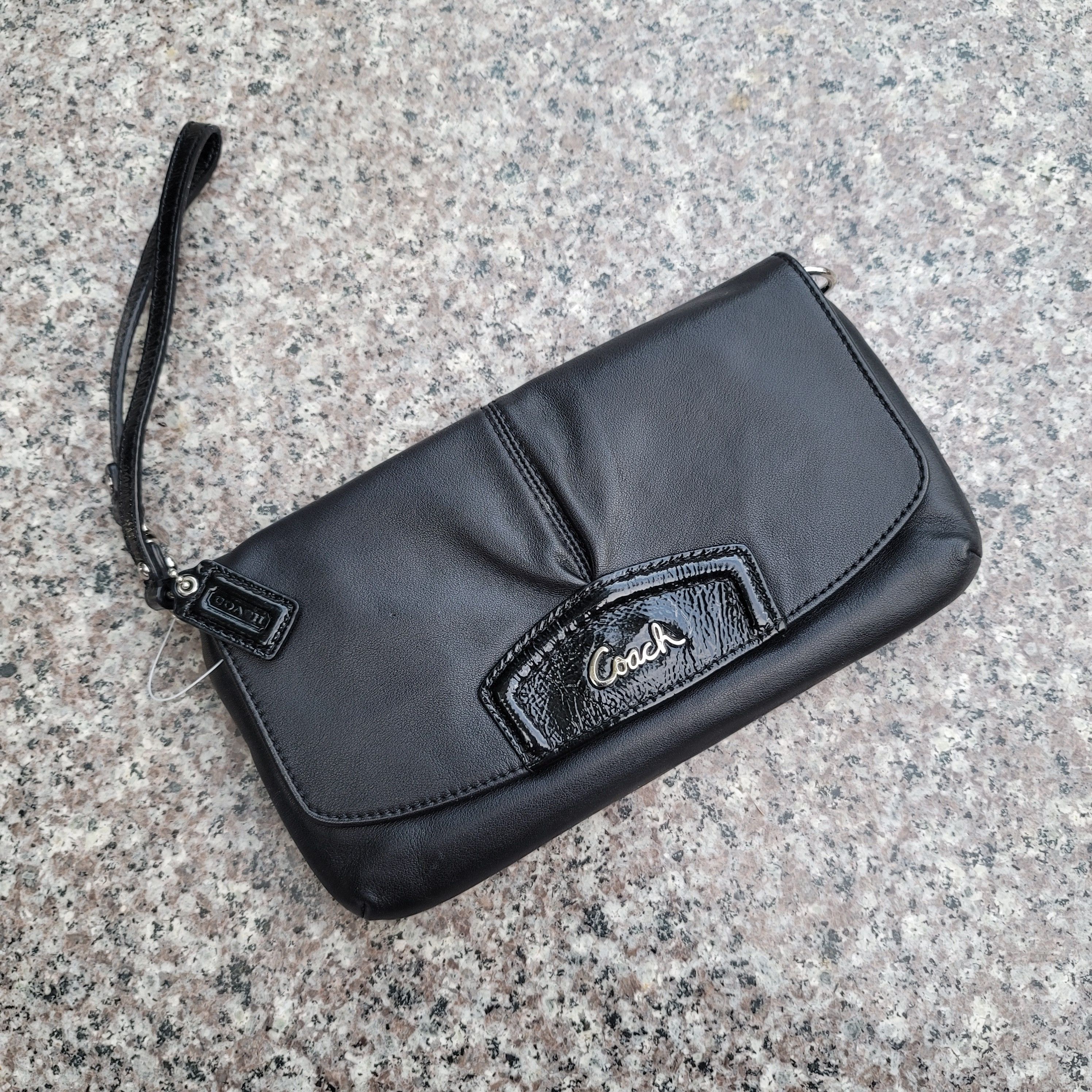 Coach Coach wristlet Size ONE SIZE - 1 Thumbnail