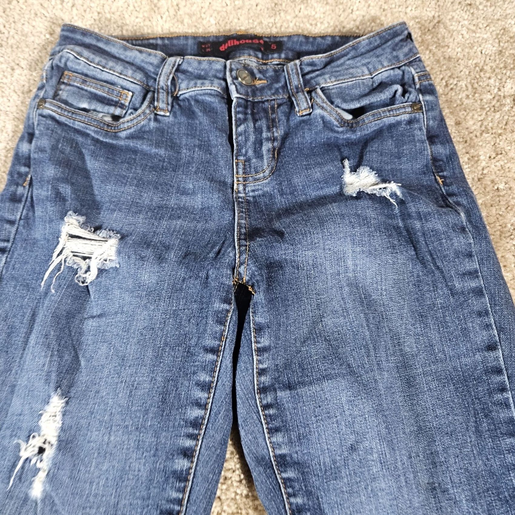 Vintage Dollhouse Women's Blue Straight Jeans Size 5 Distressed Destroyed Slim Stretch Mid Rise Size 27" / US 4 / IT 40 - 2 Thumbnail