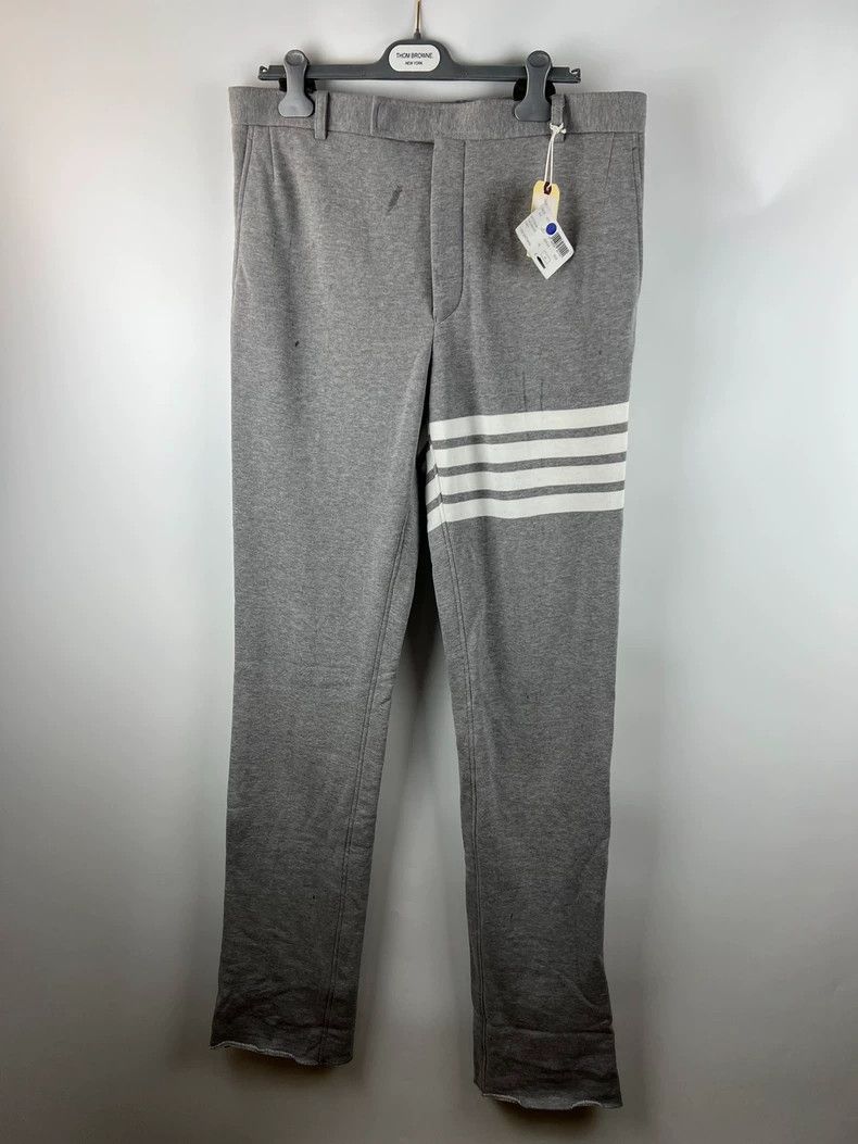 Thom Browne Thom browne size 4 Classic knitted trousers Size US 28 / EU 44 - 1 Thumbnail