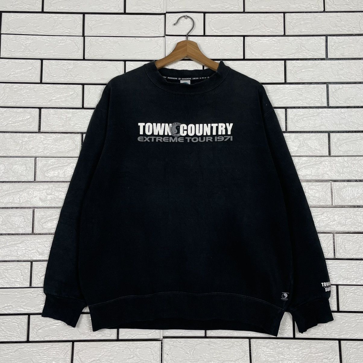 Japanese Brand Town & Country Black Sweatshirt Size US M / EU 48-50 / 2 - 1 Thumbnail