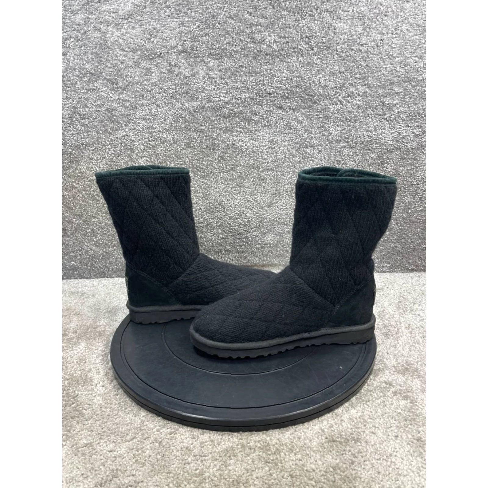Ugg Ugg Boots Womens Size 8 Us Mountain Black Knit Quilted Mid-Calf Comfort Winter Snow Boot Size US 8 / IT 38 - 7 Thumbnail