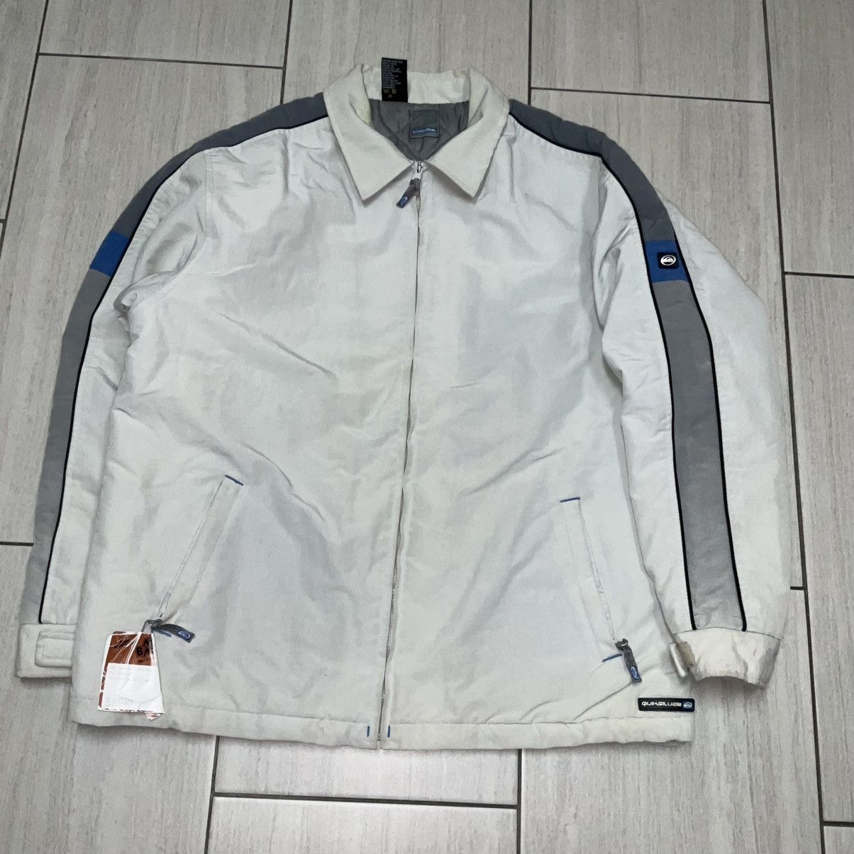 Quiksilver Quiksilver Vintage Quilted Padded Zip Up Jacket Size US XL / EU 56 / 4 - 1 Thumbnail