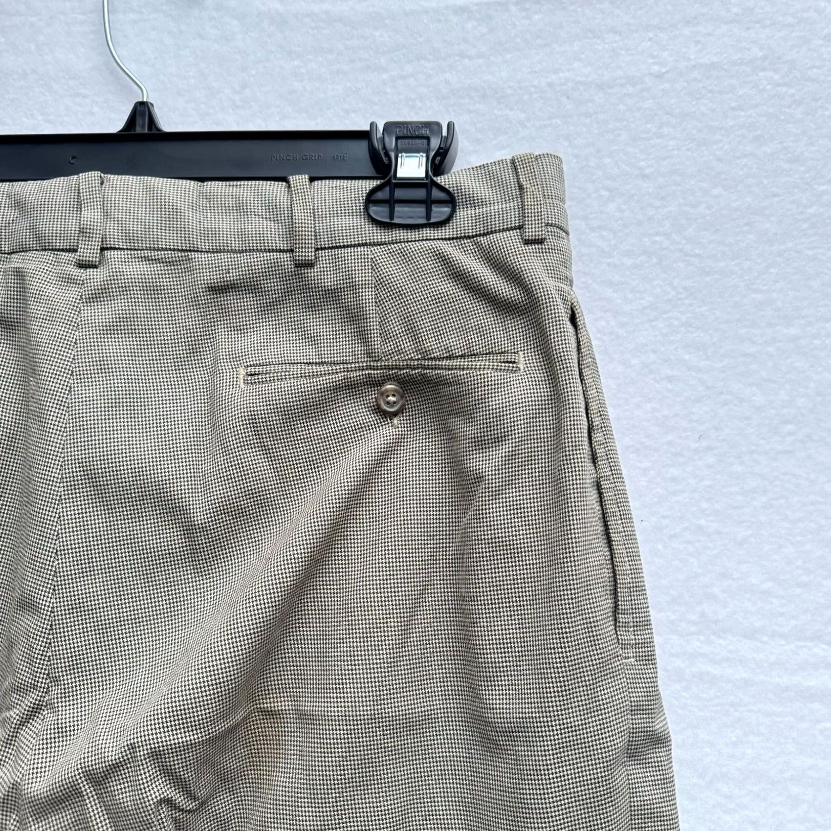 Polo Ralph Lauren VINTAGE Polo Ralph Lauren Pants Trousers Khaki Beighe/Cotton? Herringbone Pleated 34x30 Mens Straight Inseam 30 Polpo Ralph Lauren Pants Size US S / EU 44-46 / 1 - 5 Thumbnail