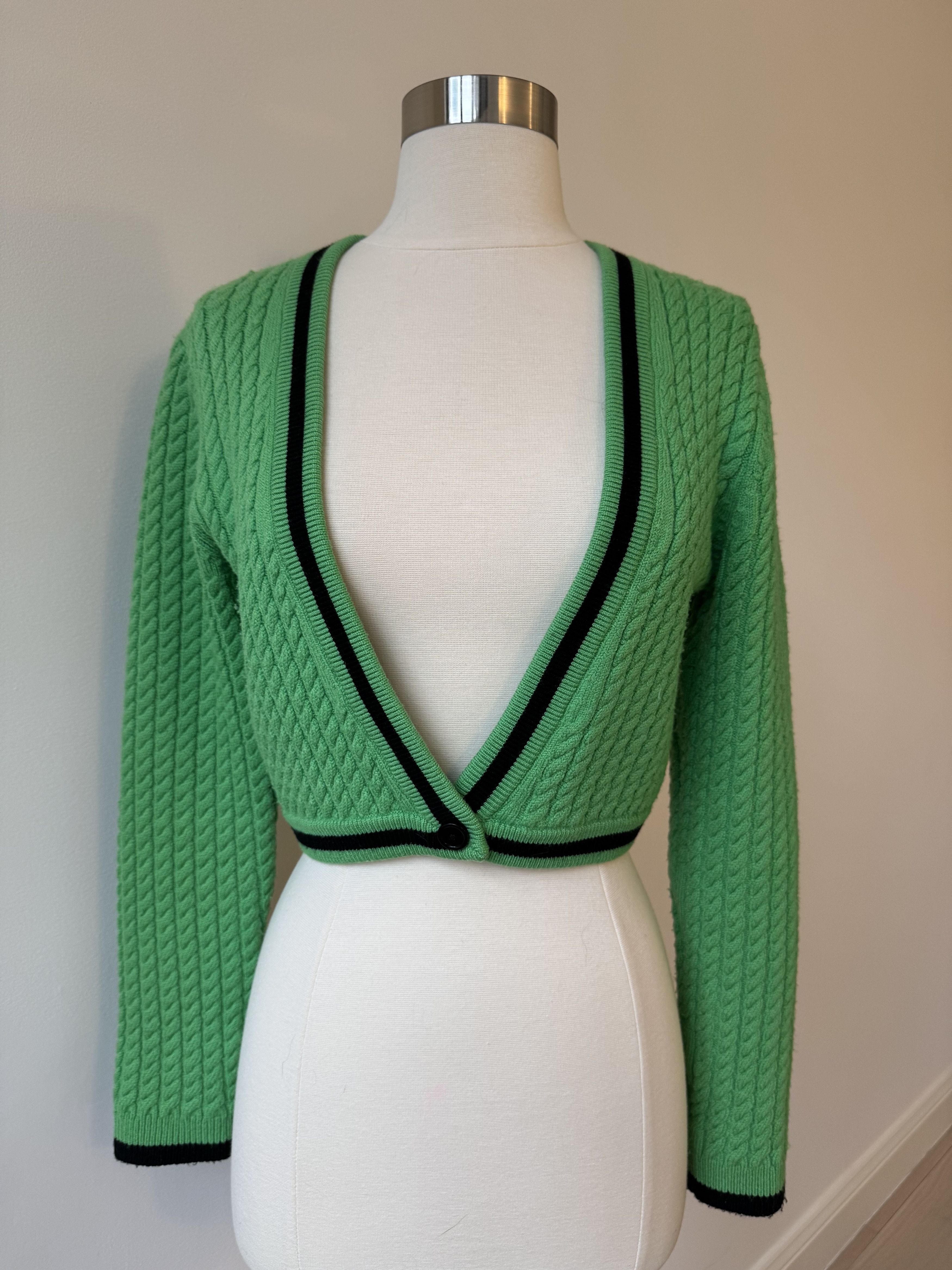 Alice + Olivia Jenae Cable Knit Wool Blend Cropped Cardigan - Small Size S / US 4 / IT 40 - 1 Thumbnail