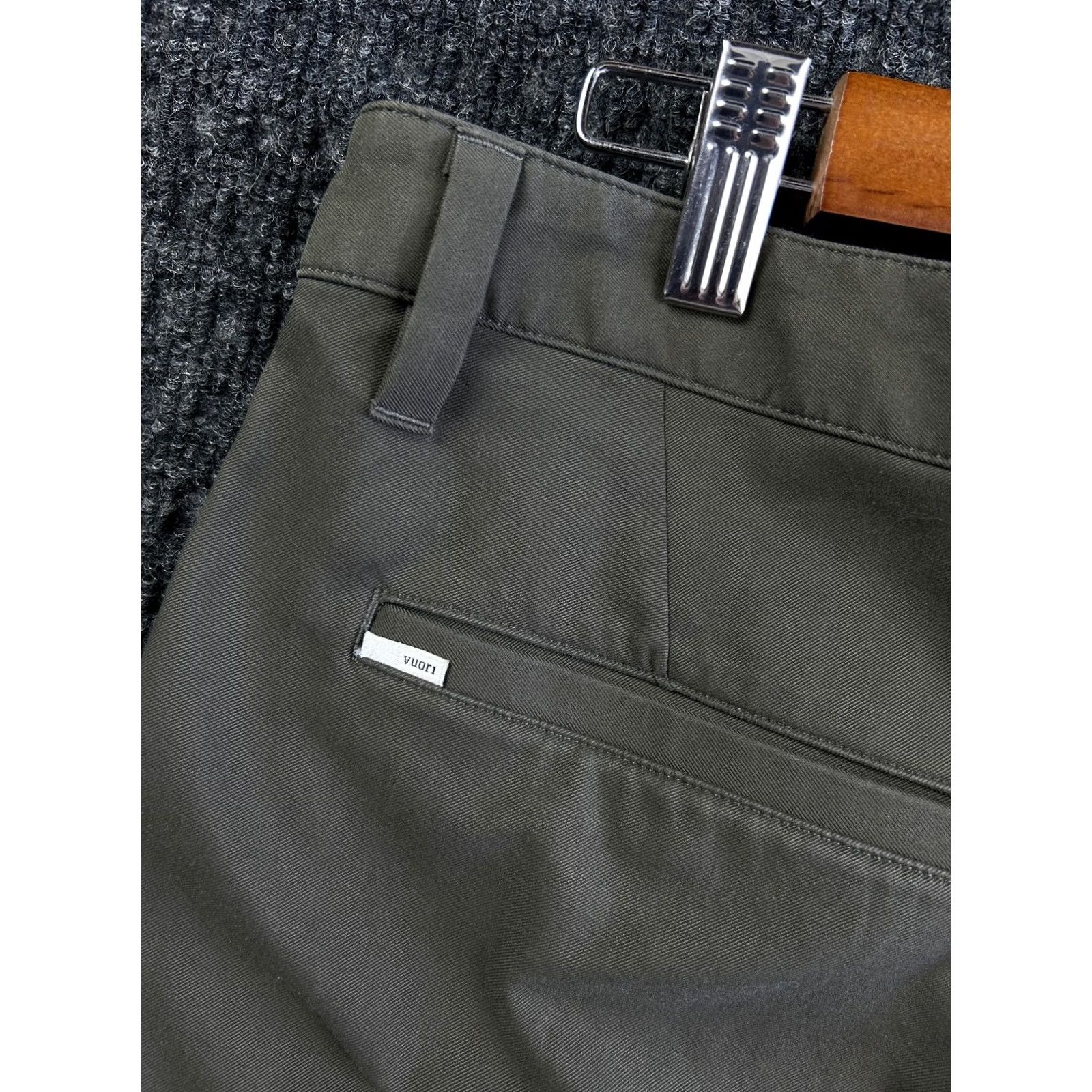 Vuori Vuori Mens Pants Cascade Tech Chino 32 Green Slim Tapered Inseam 30 Regular Size US 32 / EU 48 - 3 Thumbnail
