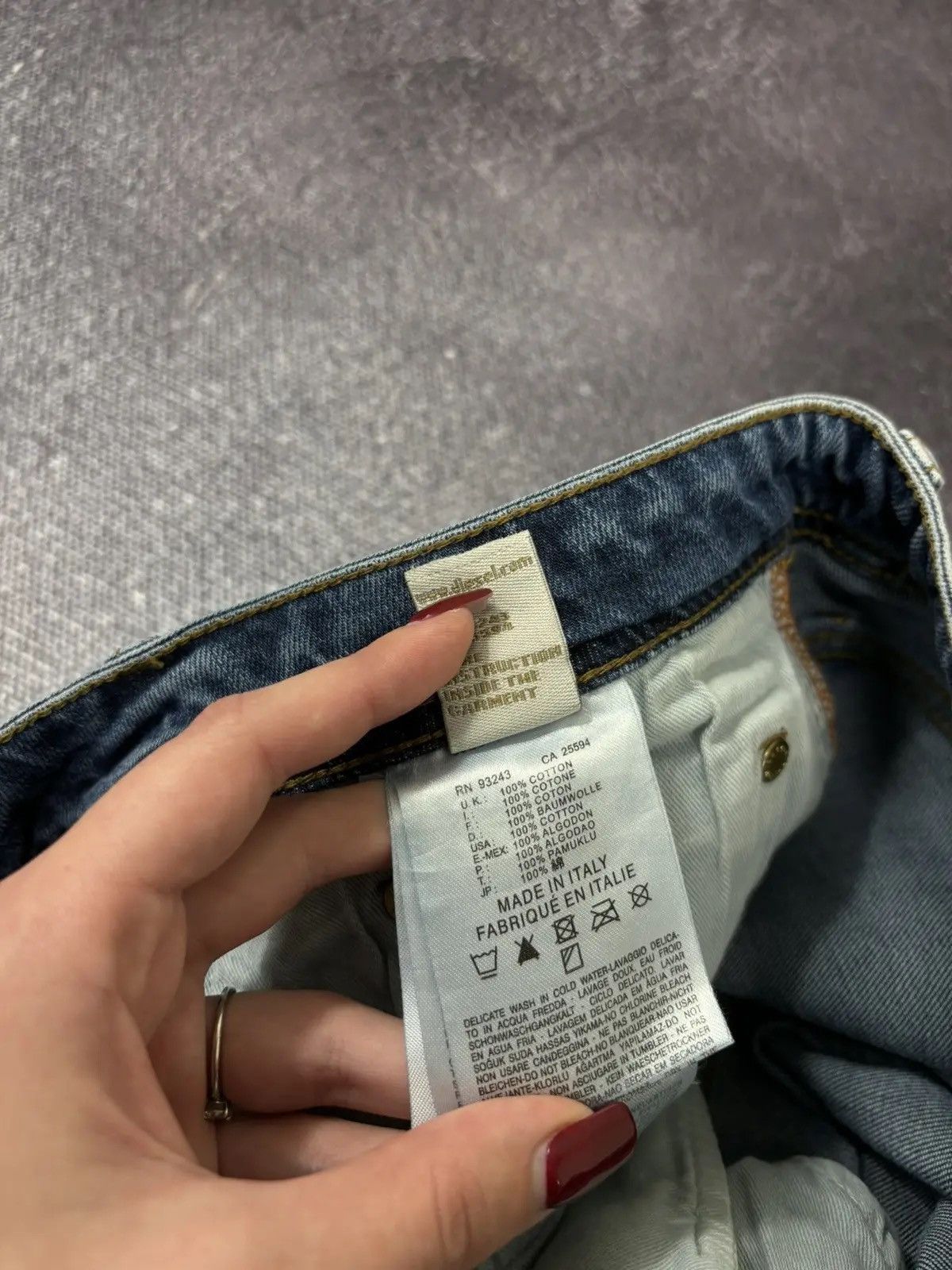 Diesel × Vintage Vintage Diesel Ripped Denim Avant Garde Japanese Jeans Size US 33 - 16 Thumbnail