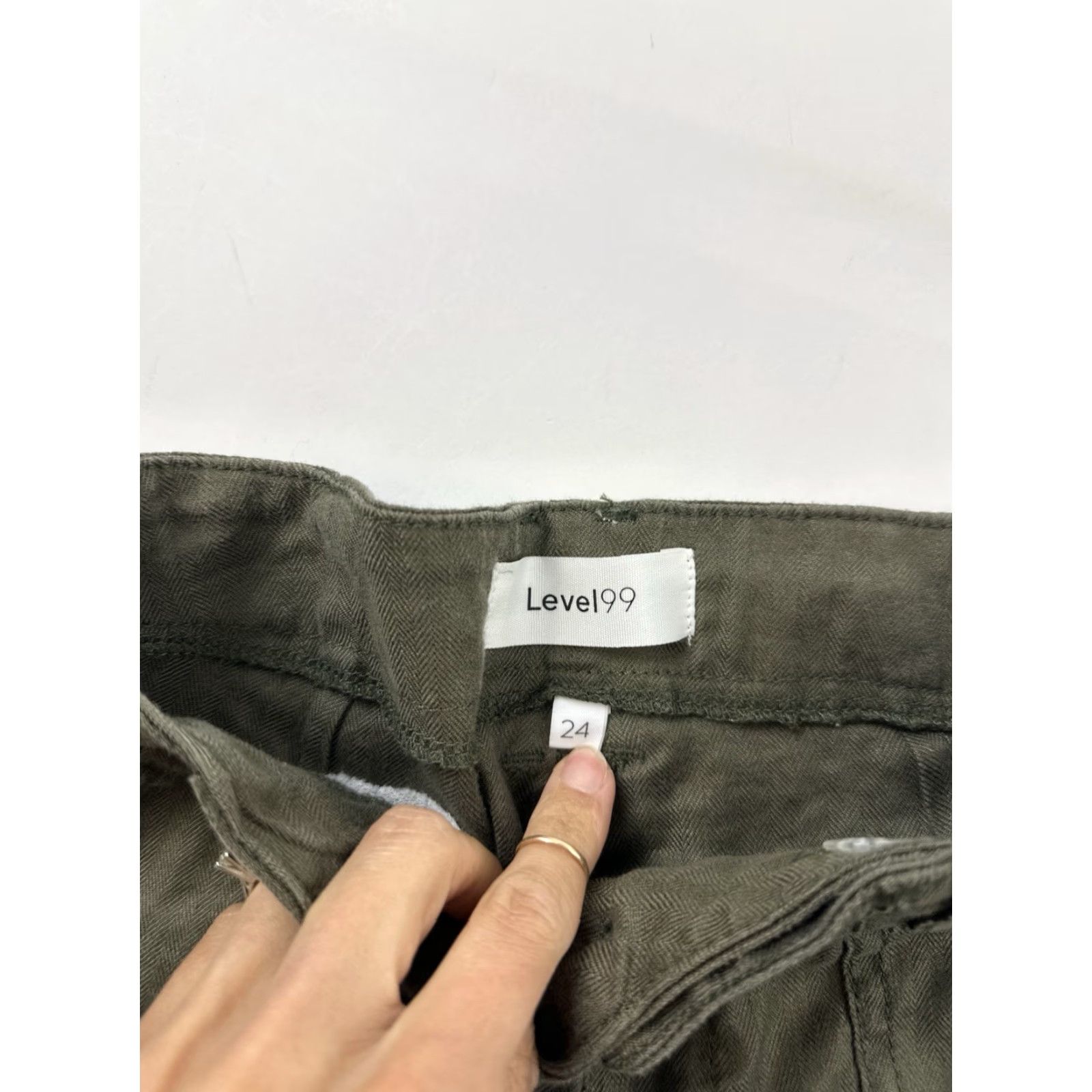 Vintage Level 99 Women’s 24 Green Linen Utility Pants Straight Ankle Casual Business Travel Women's Green Linen Utility Trouser Straight 24 Level 99 Size 42" / US 20 - 4 Thumbnail