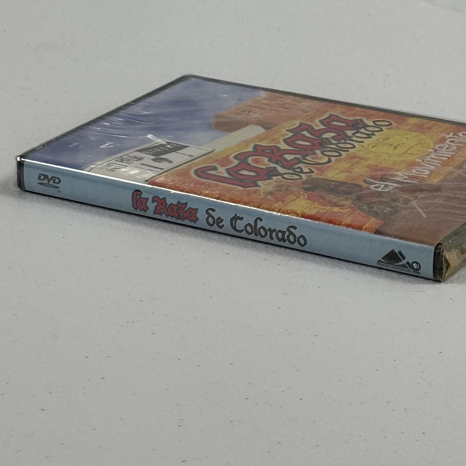 Designer La Raza de Colorado El Movimiento DVD 2006 DS RARE SEALED Size ONE SIZE - 6 Thumbnail