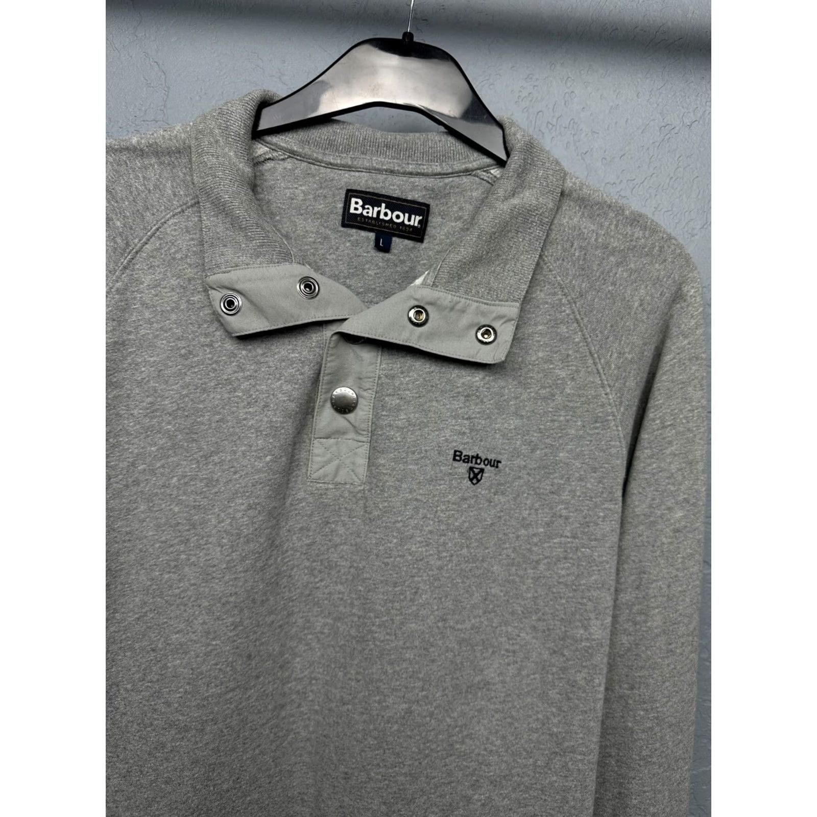 Barbour Barbour Sweater Shirt Mens 1/4 Zip 1/4 Zip Sweatshirt Size L Gray Cotton Logo Pullover Vintage: No Size US L / EU 52-54 / 3 - 2 Thumbnail
