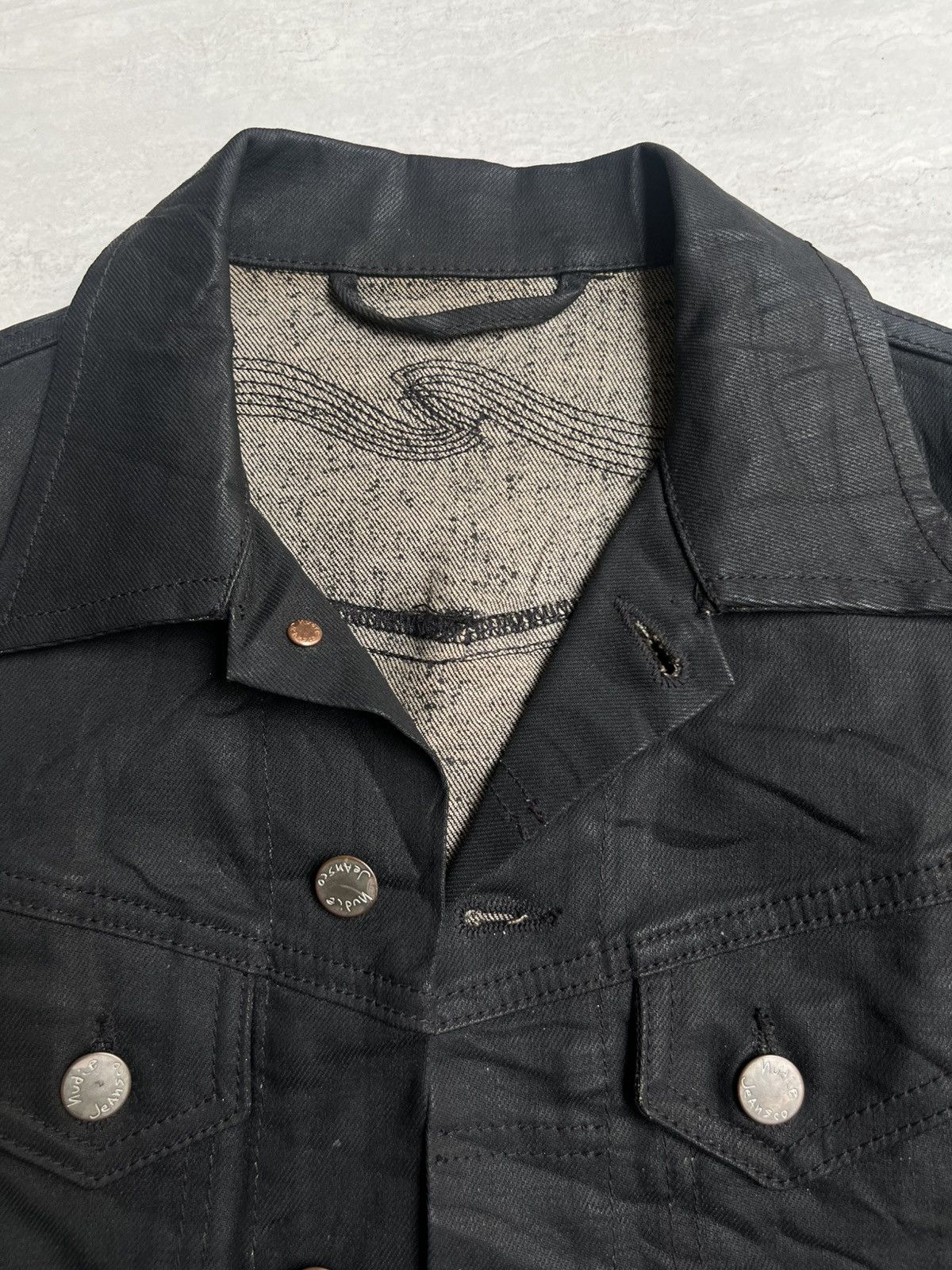 Nudie Jeans Nudie Jeans Conny Dry Black Coated Trucker Jeans Jacket Size US XS / EU 42 / 0 - 12 Thumbnail