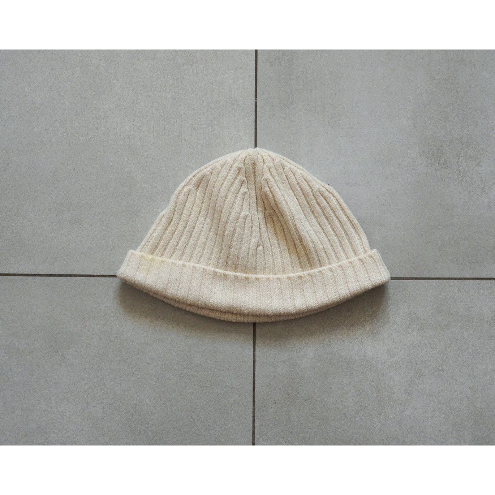 Prada Prada linea rossa red tab beige wool beanie hat Size ONE SIZE - 5 Thumbnail