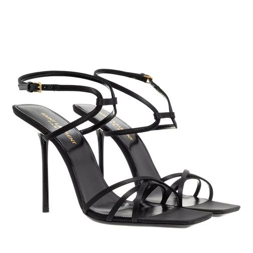 oc11z10524 High Heels in Black