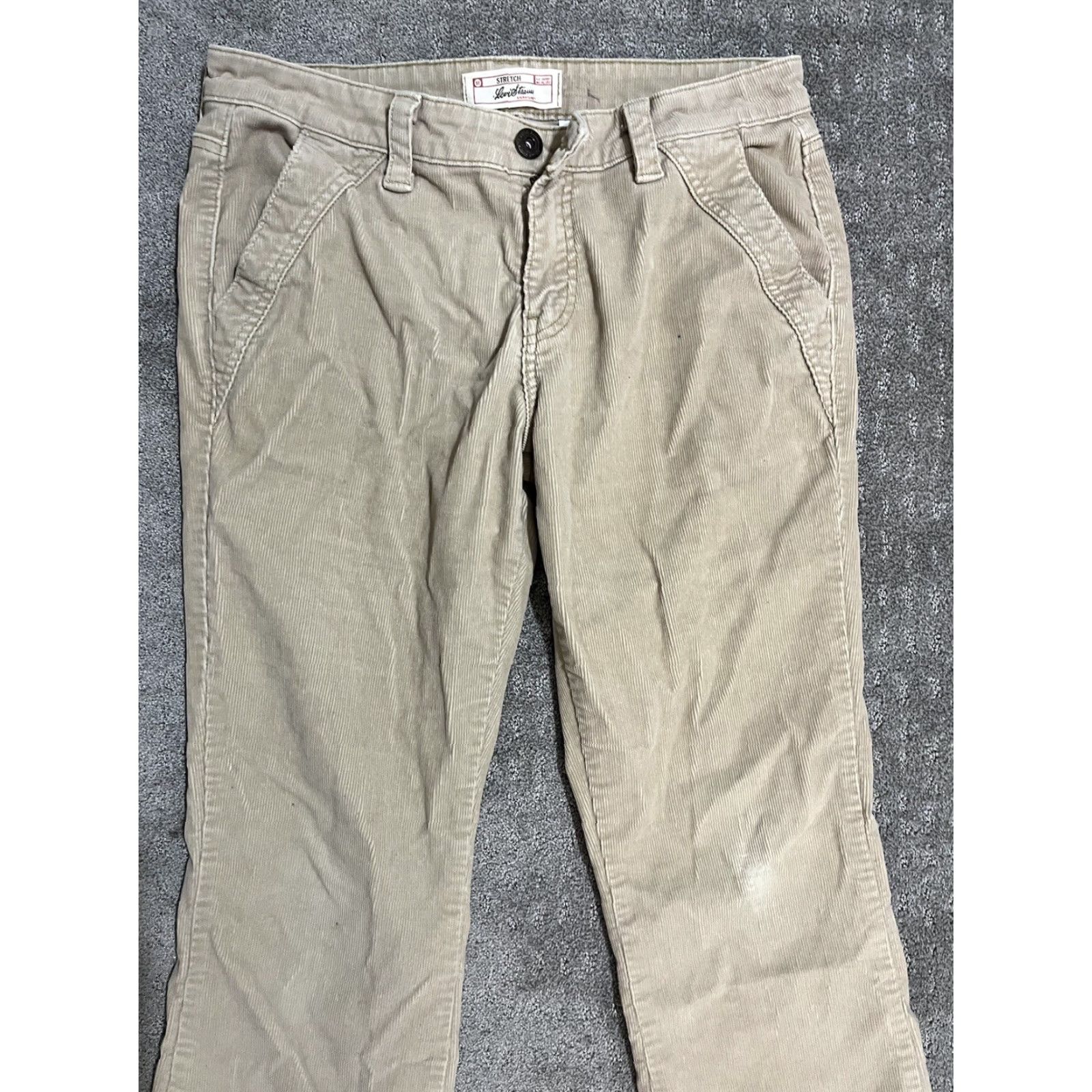 Levi's VINTAGE Levi's Jeans Bootcut Women 8 Beige Corduroy Inseam 28 In. Regular Fit 29W 28" L Easy Care Pockets 90s Outdoor? Size 30" / US 8 / IT 44 - 2 Thumbnail