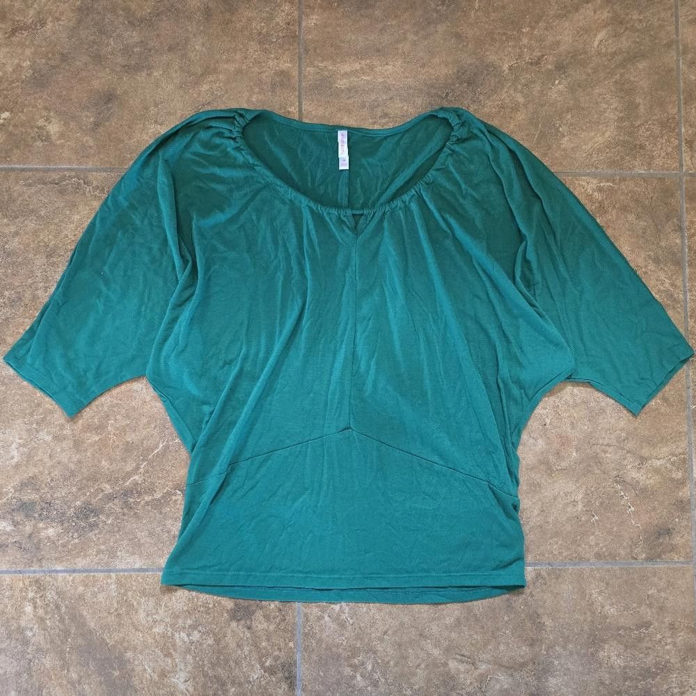 Designer Dark Green XHLN Dressy Short Sleeve Size M / US 6-8 / IT 42-44 - 1 Thumbnail