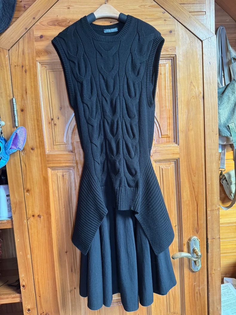 Alexander McQueen Alexander McQUEEN Woolen patchwork dress 2505-Nextarrow Size S / US 4 / IT 40 - 1 Thumbnail