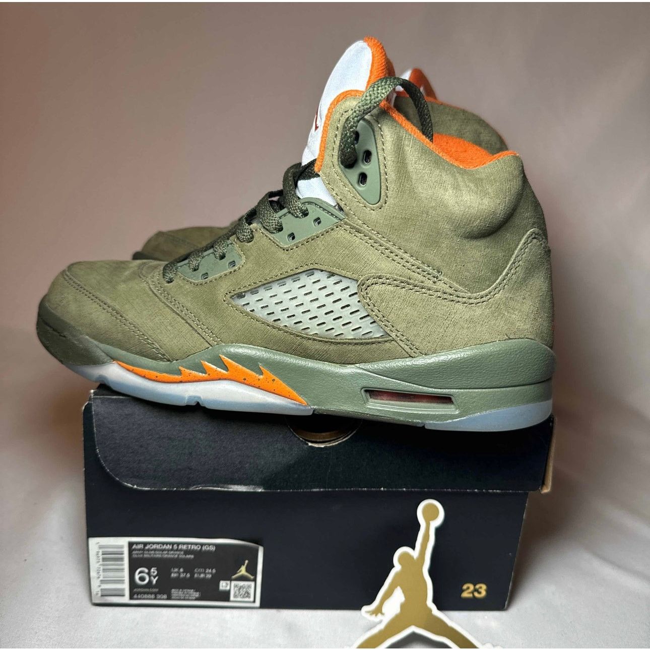 Jordan Brand × Nike Size 6.5 - Air Jordan 5 Retro GS Olive 2024 Men's Shoes Size US 6.5 / EU 39-40 - 8 Thumbnail