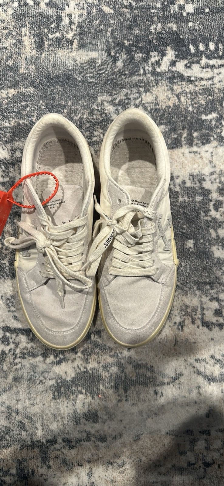 Off-White Off-White Low Tops Size US 10.5 / EU 43-44 - 1 Thumbnail