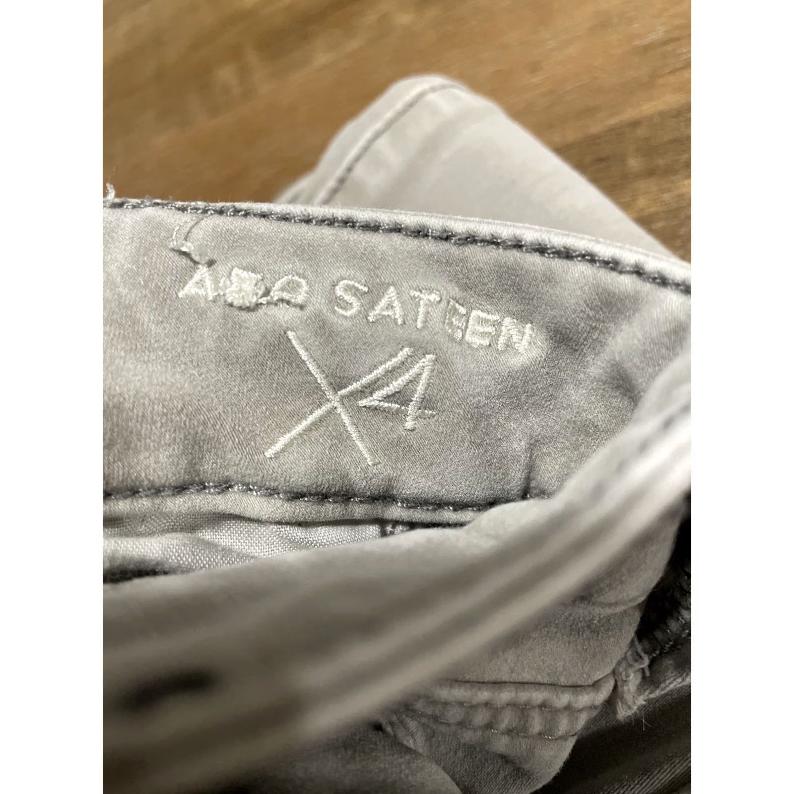 American Eagle Outfitters VINTAGE American Eagle Outfitters AEO Sateen Women's 4 Denim Jeans 27x26 Gray 360 Stretch Skinny Jegging Slim Waist 27 Inseam 26 Inseam Womens Jeans? Size 27" / US 4 / IT 40 - 3 Thumbnail