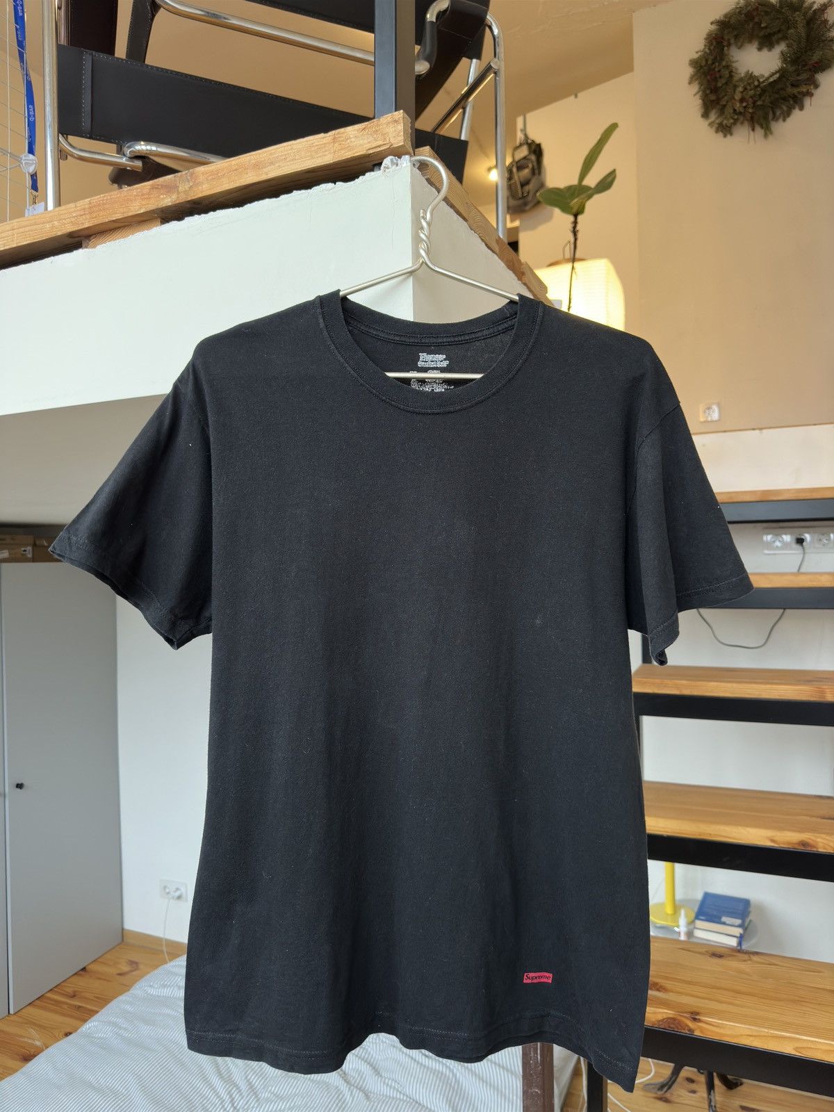 Hanes × Supreme Supreme x Hanes Black T-Shirt Size US L / EU 52-54 / 3 - 5 Thumbnail