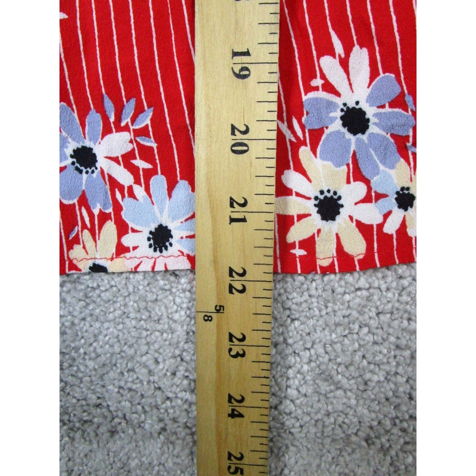 Madewell Madewell Shirt Womens XS Red Floral Top V-Neck Short Sleeve Blouse Casual Size XS / US 0-2 / IT 36-38 - 8 Thumbnail