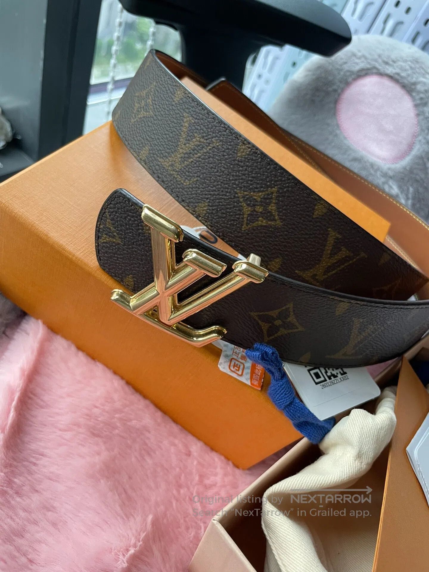 Louis Vuitton Louis Vuitton size 95 Brown Monogrammed Gold Buckle Belt| Size ONE SIZE - 1 Thumbnail