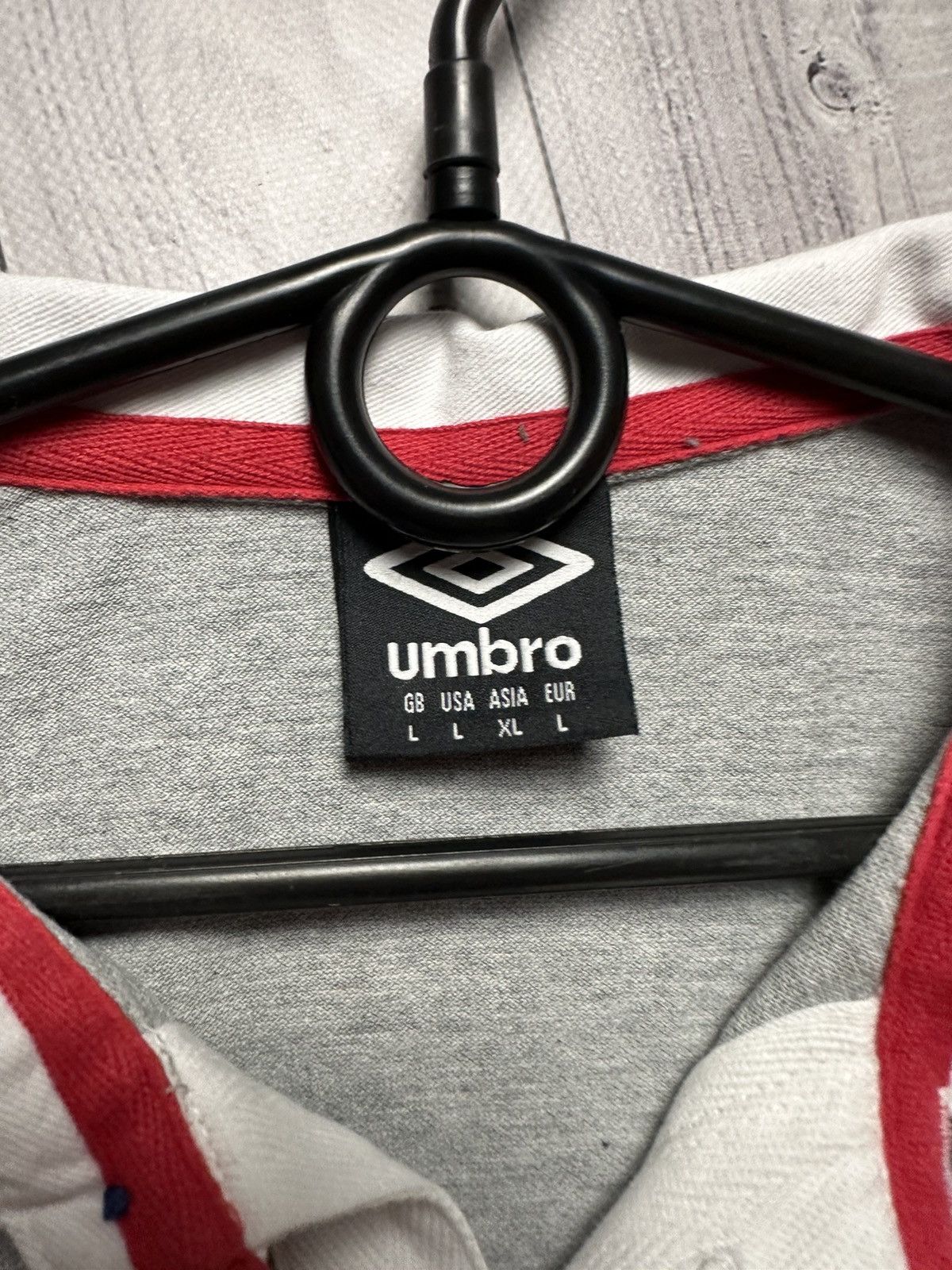 Vintage Rugby England Umbro jersey size M/L Size US M / EU 48-50 / 2 - 5 Thumbnail