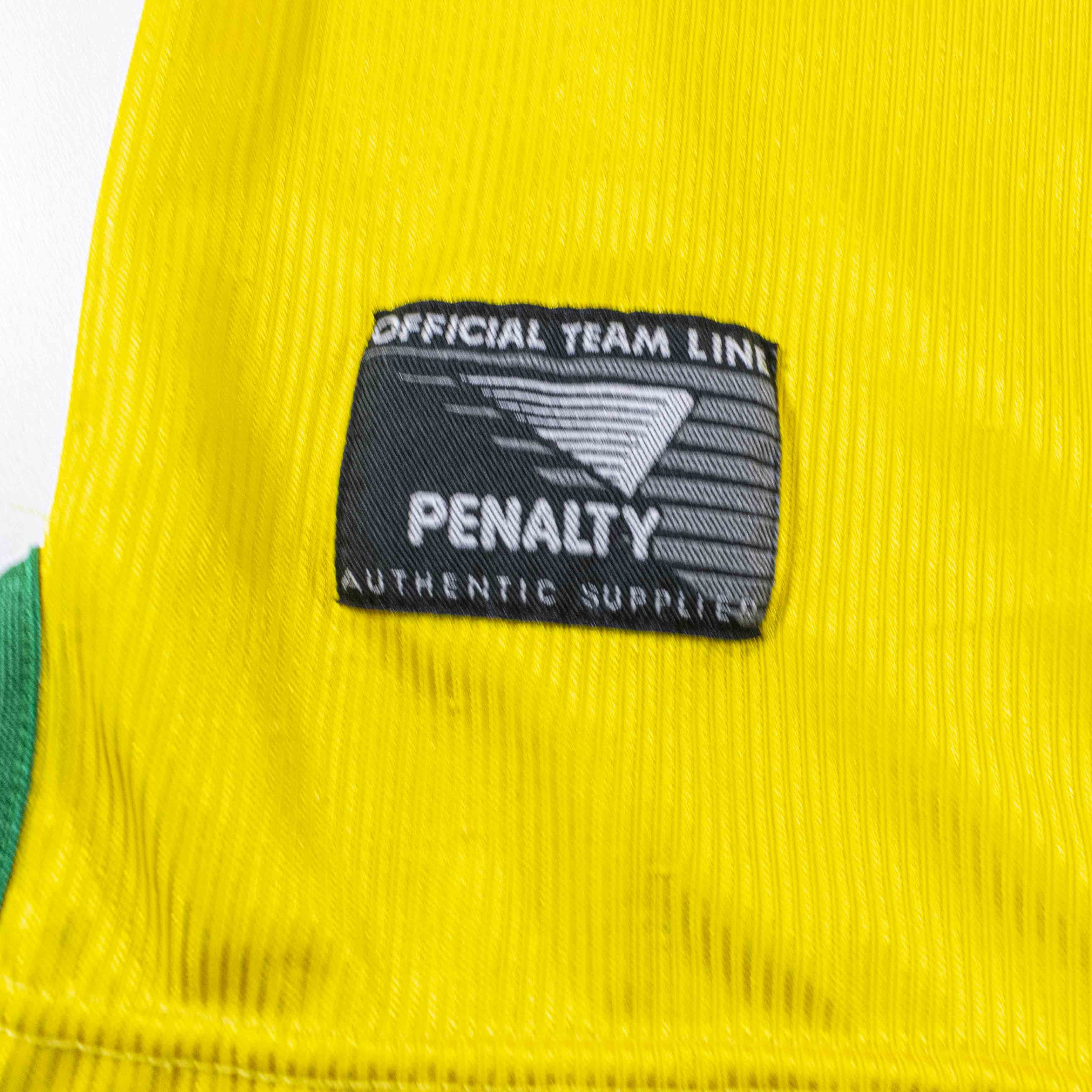 Penalty Vintage 2000 Brazil Futsal Jersey Penalty CBFS Soccer Rare Size US L / EU 52-54 / 3 - 5 Thumbnail