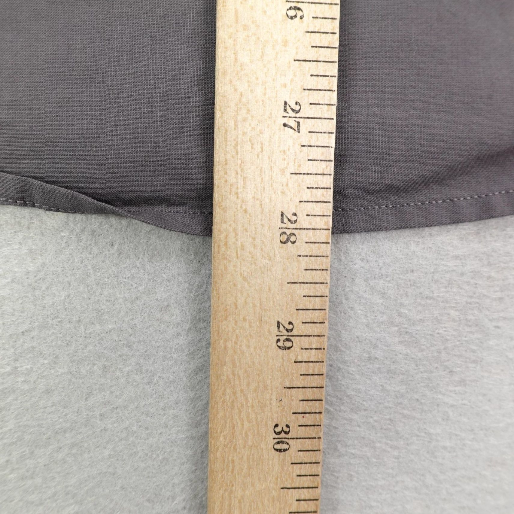 Lululemon Lululemon Men’s Shirt Medium Gray Performance Button Up Long Sleeve Casual Workwear Size US M / EU 48-50 / 2 - 6 Thumbnail