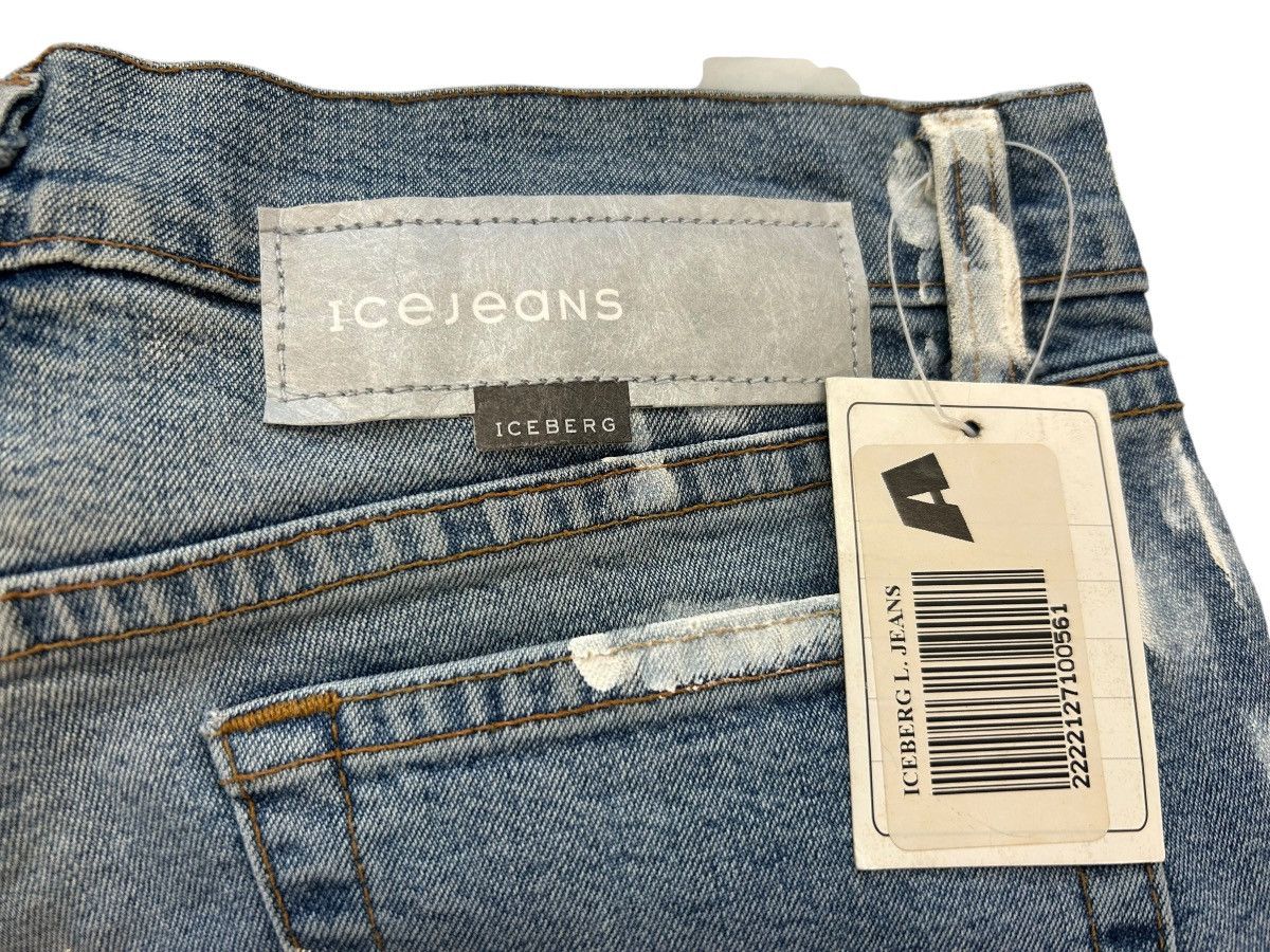 Iceberg VINTAGE Iceberg Icejeans "Painter" Splatter Flare Jeans Size 27" / US 4 / IT 40 - 8 Thumbnail