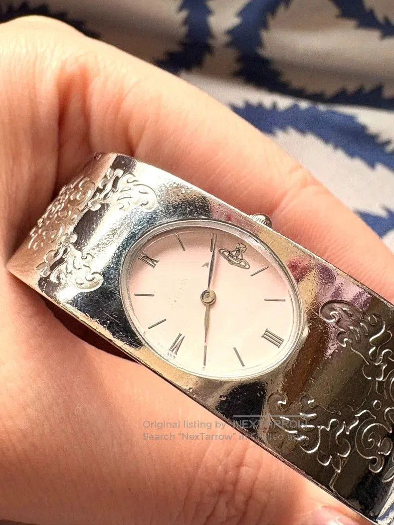 Vivienne Westwood Vivienne Westwood Pink Carved Watch . Size ONE SIZE - 5 Thumbnail
