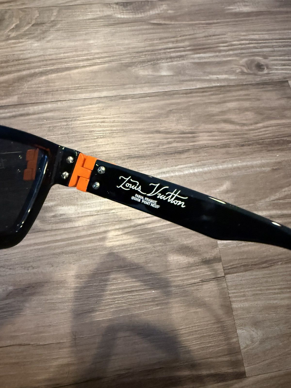 Louis Vuitton Louis Vuitton Skeptical SunGlasses Virgil Abloh Size ONE SIZE - 6 Thumbnail