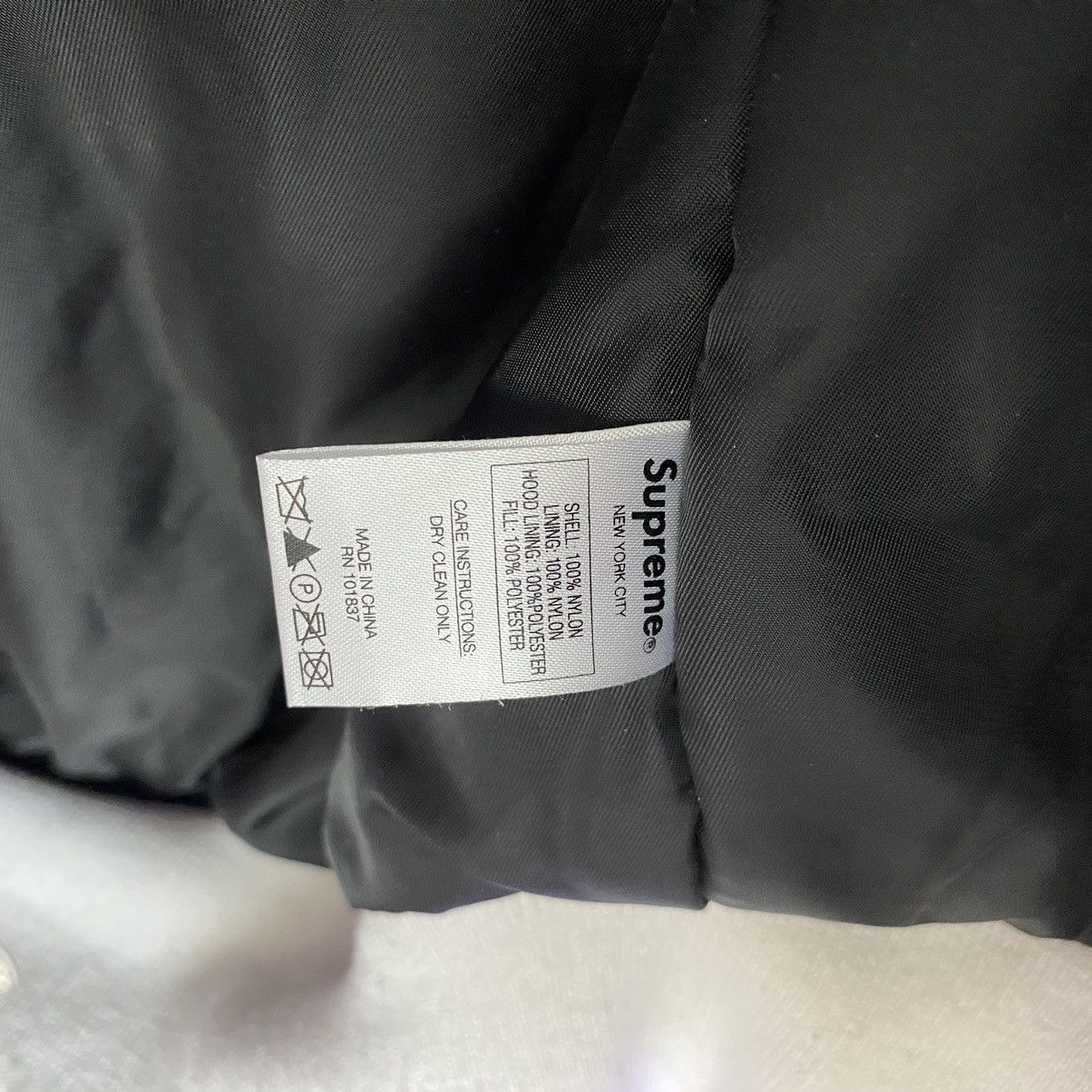 Supreme Supreme N-3B Bomber Size US L / EU 52-54 / 3 - 7 Thumbnail