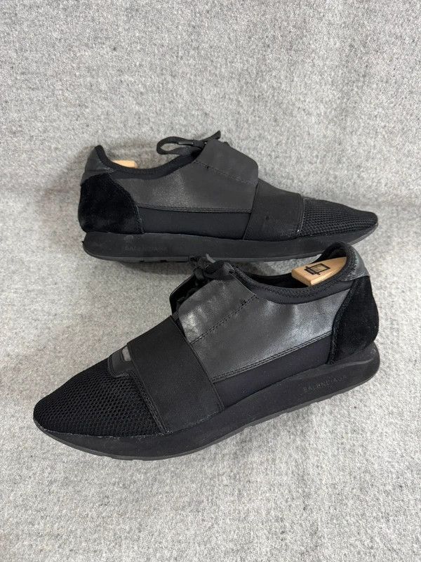 Balenciaga Balenciaga Race Runner Black Low Sneakers leather size 43 Size US 10 / EU 43 - 1 Thumbnail