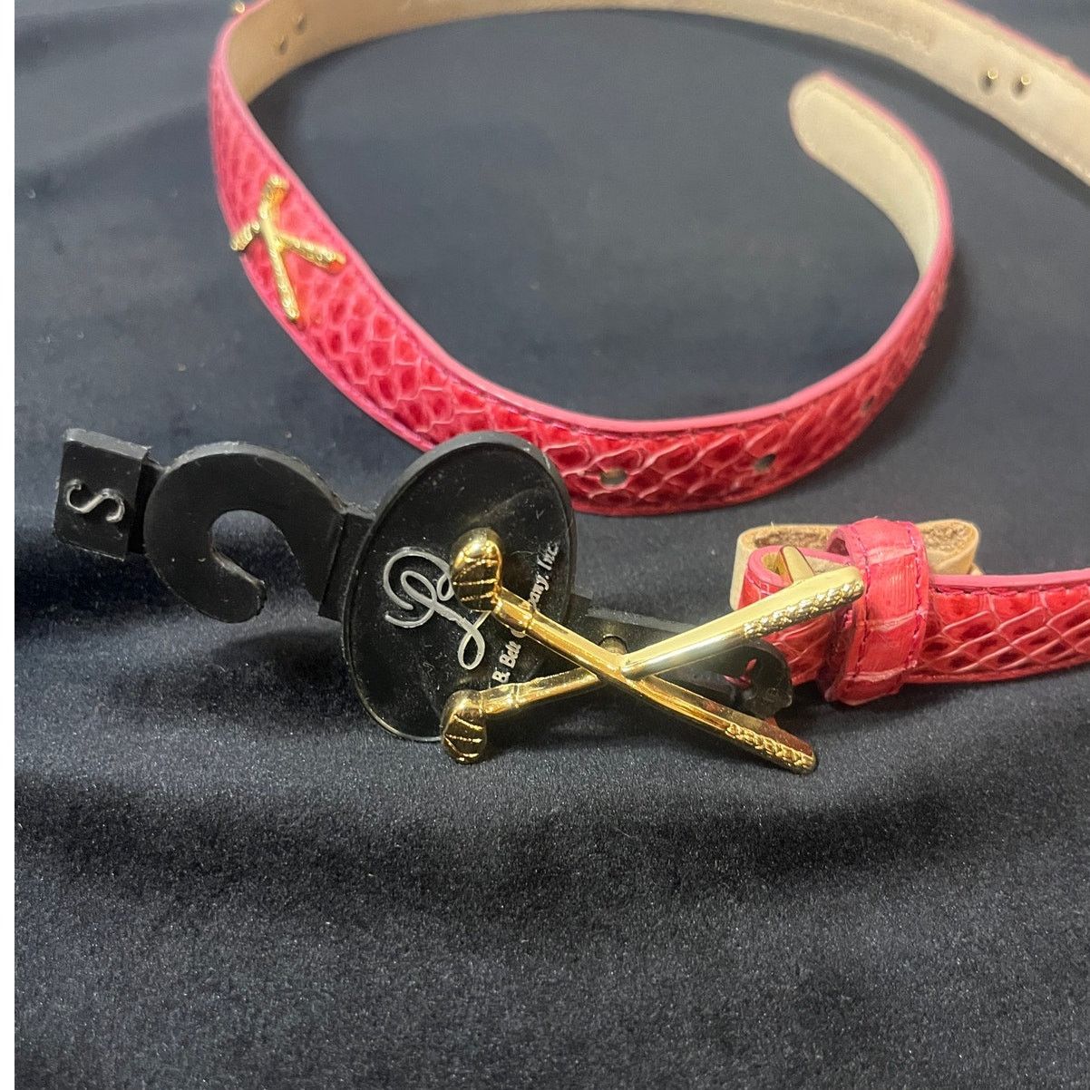 Other Women's Snake Skin RED Belt Small Golf Club Buckle NWT Size ONE SIZE - 1 Thumbnail