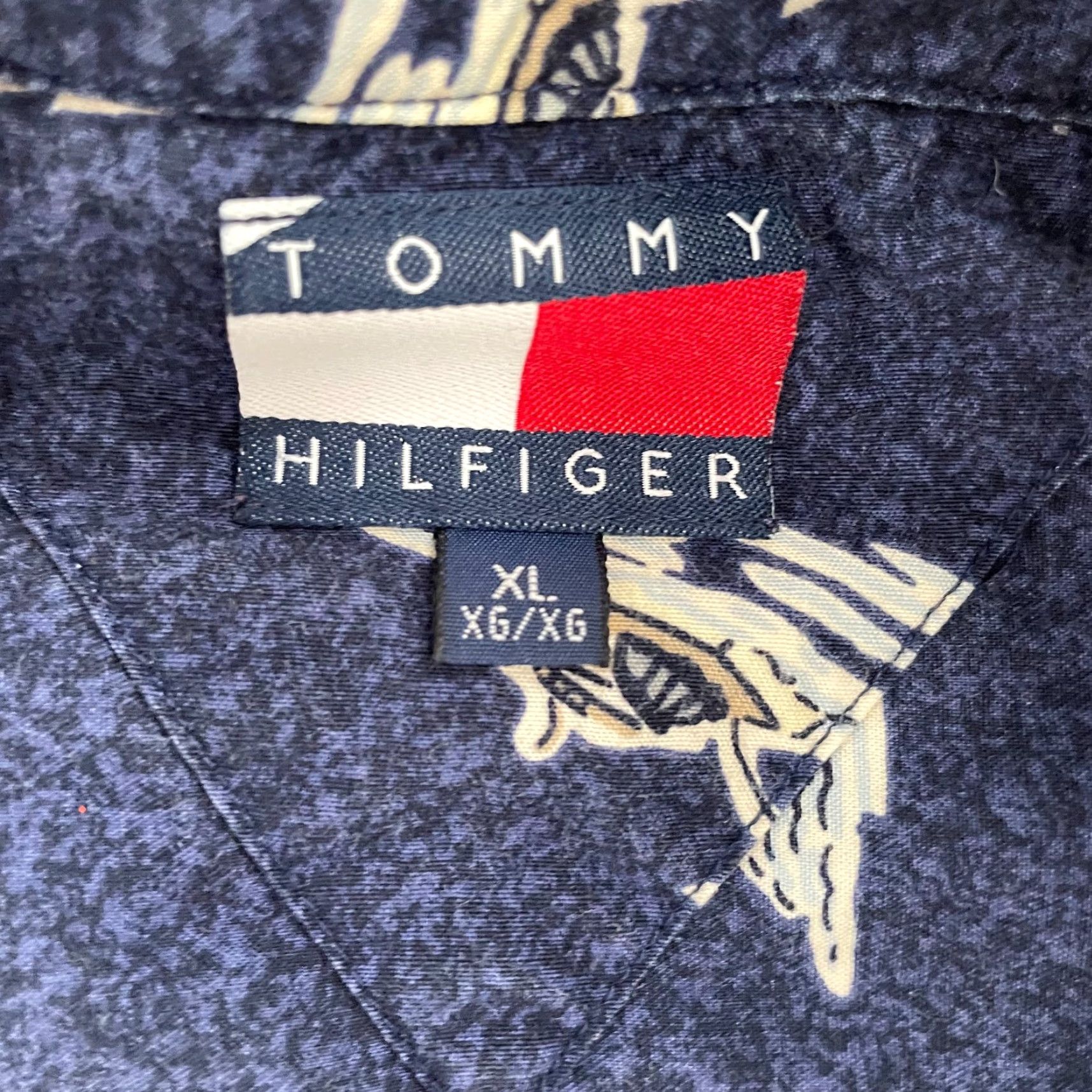 Tommy Hilfiger Vintage Tommy Hilfiger Men's Shirt XL Short Sleeve Collared Nautical Marlin Logo Blue 90s Size US XL / EU 56 / 4 - 7 Thumbnail