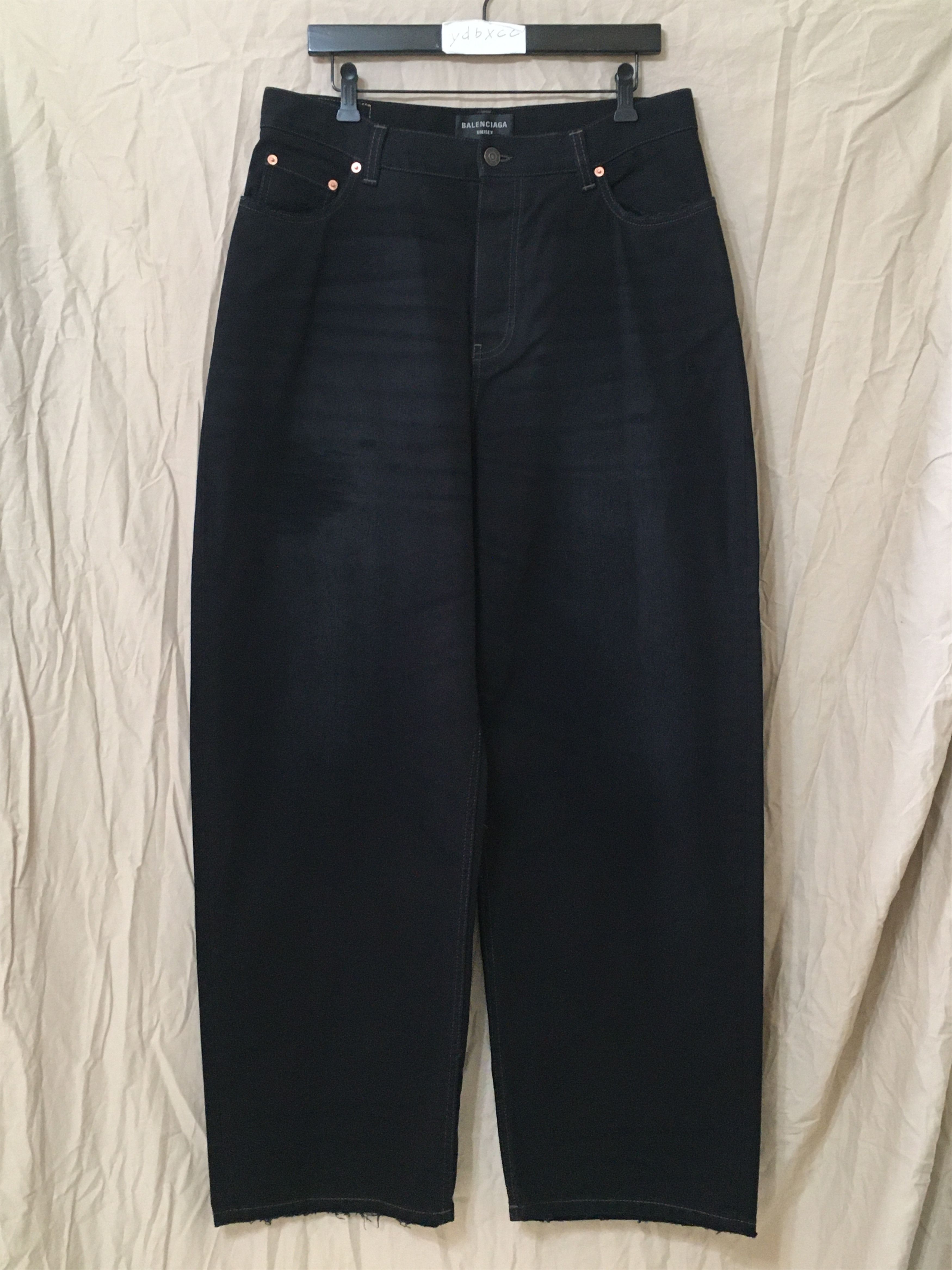 Balenciaga WINTER 22 LARGE BAGGY JEANS | Grailed